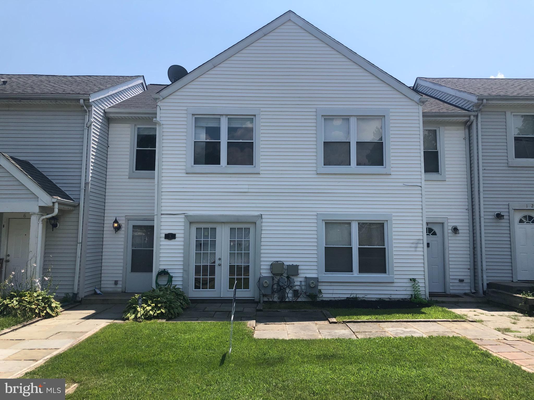 VILLAGE OF PAWNEE - Residential