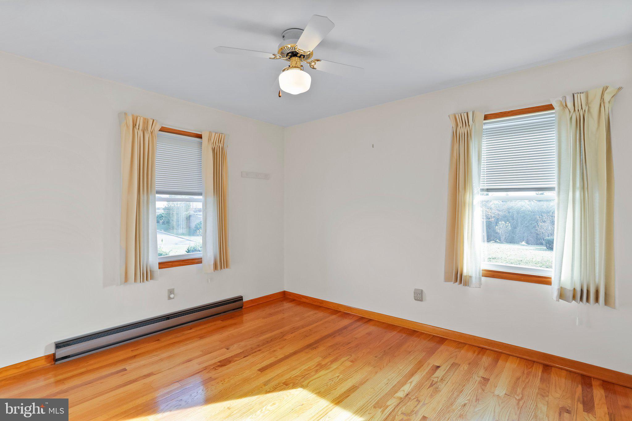 SUNRISE SUMMIT - Residential