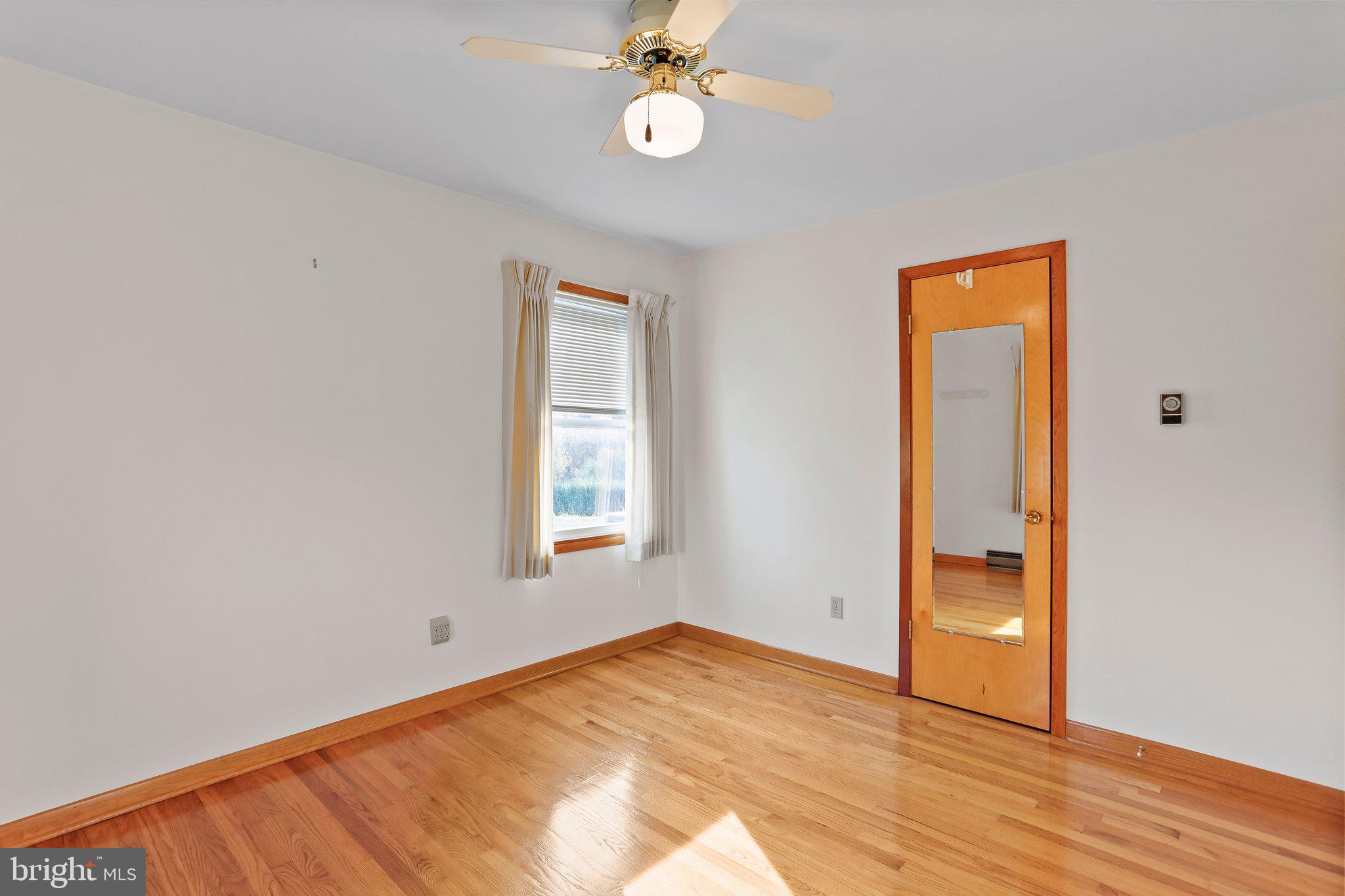 SUNRISE SUMMIT - Residential