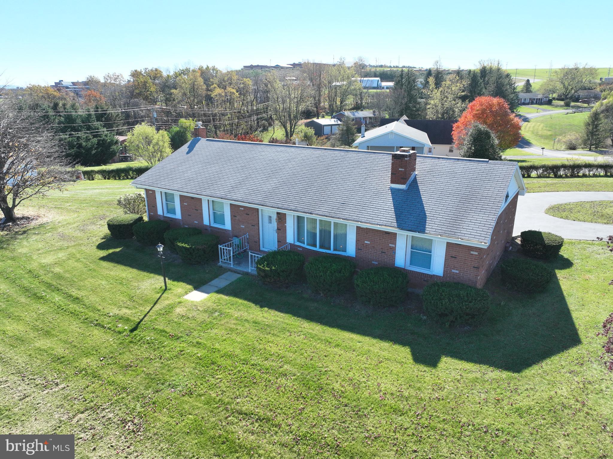 SUNRISE SUMMIT - Residential