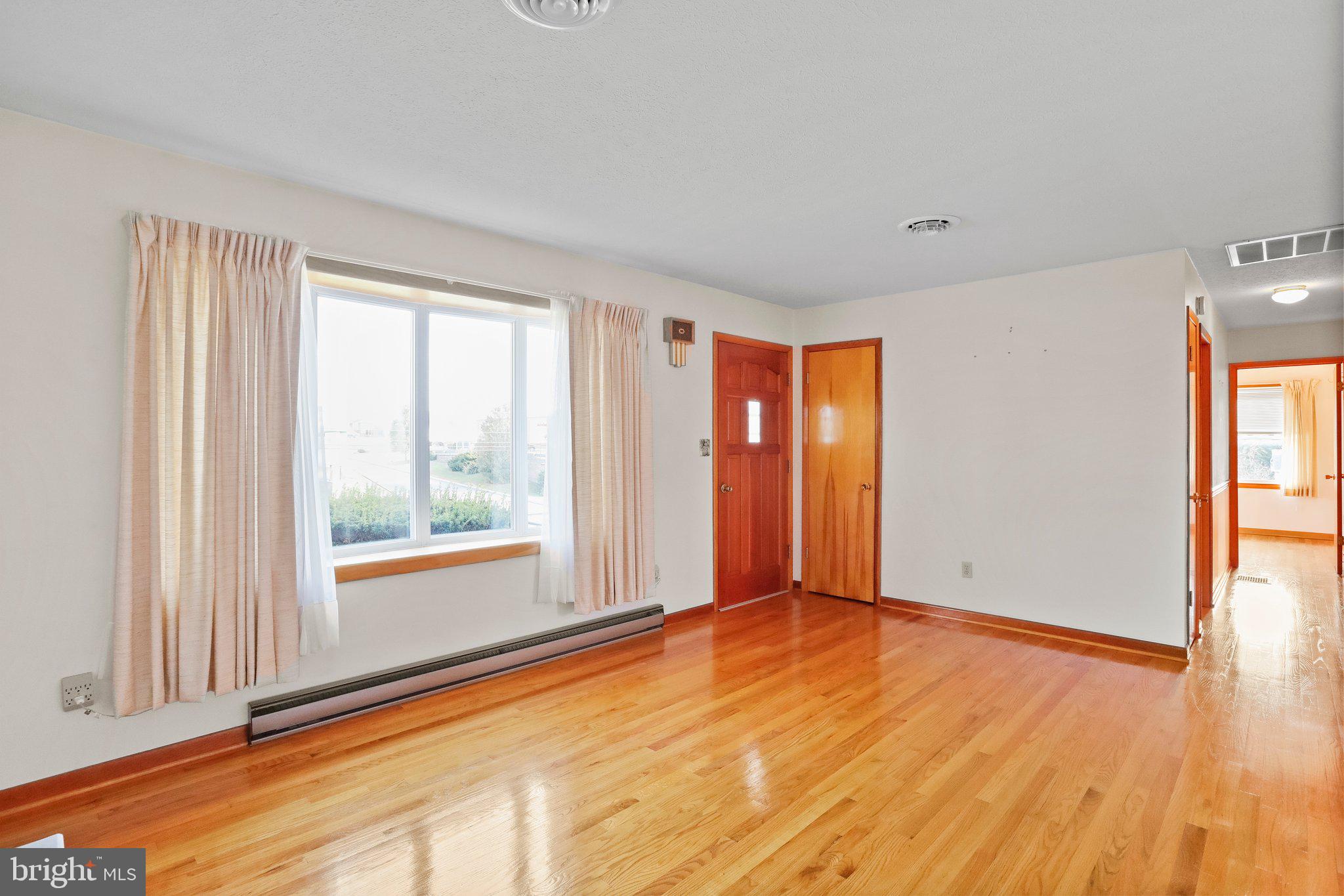 SUNRISE SUMMIT - Residential