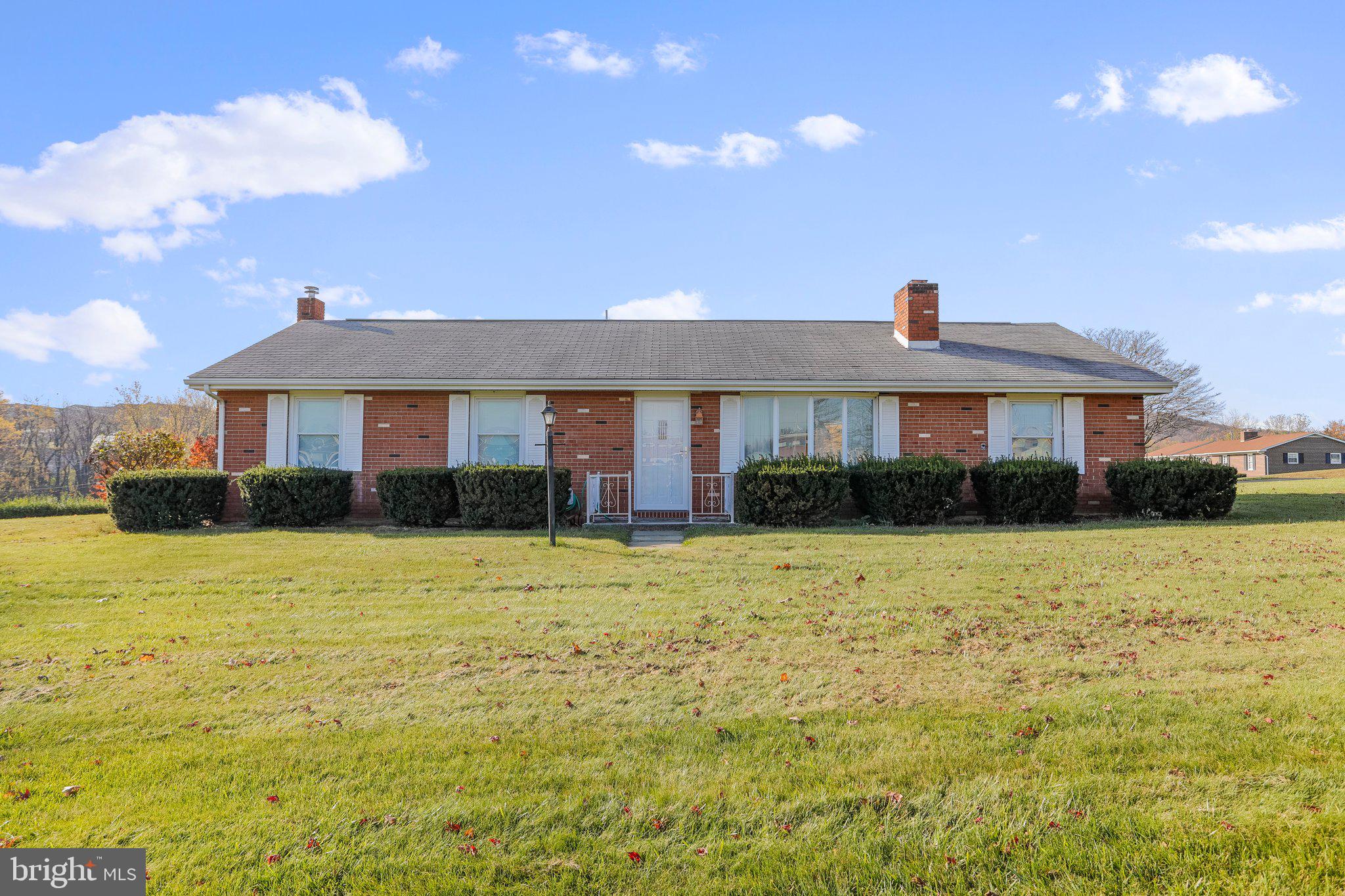 SUNRISE SUMMIT - Residential