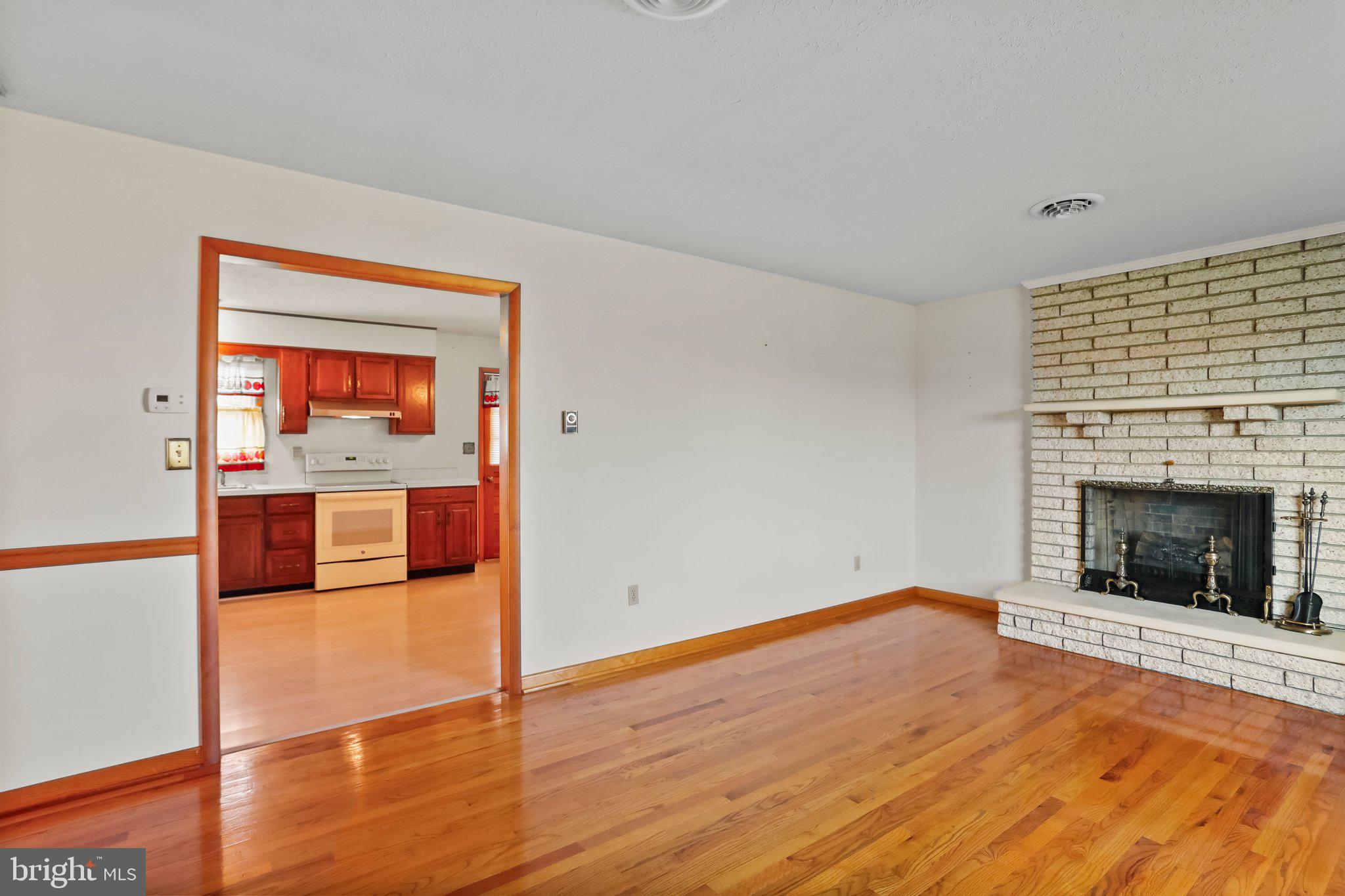 SUNRISE SUMMIT - Residential