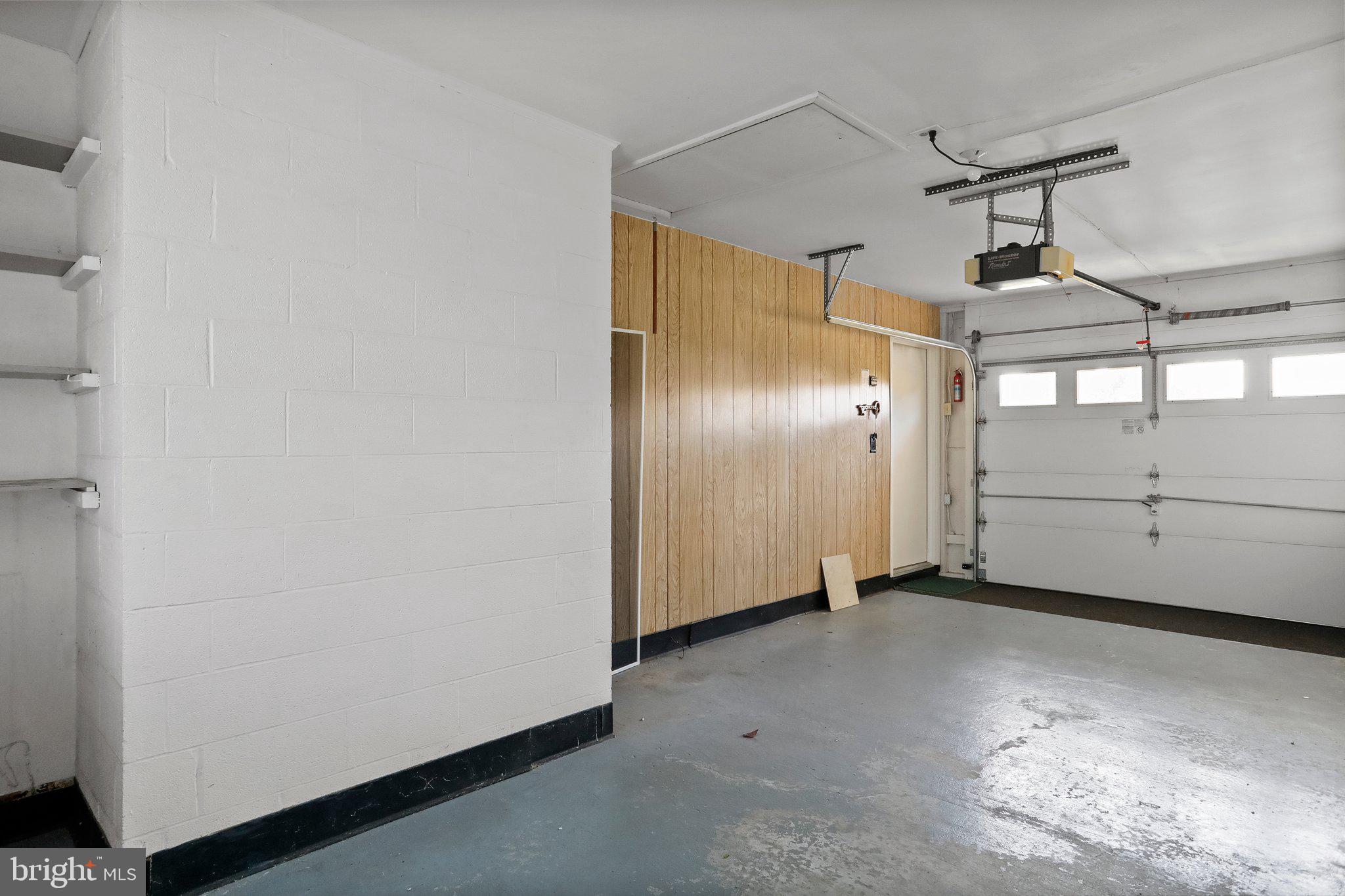 SUNRISE SUMMIT - Residential