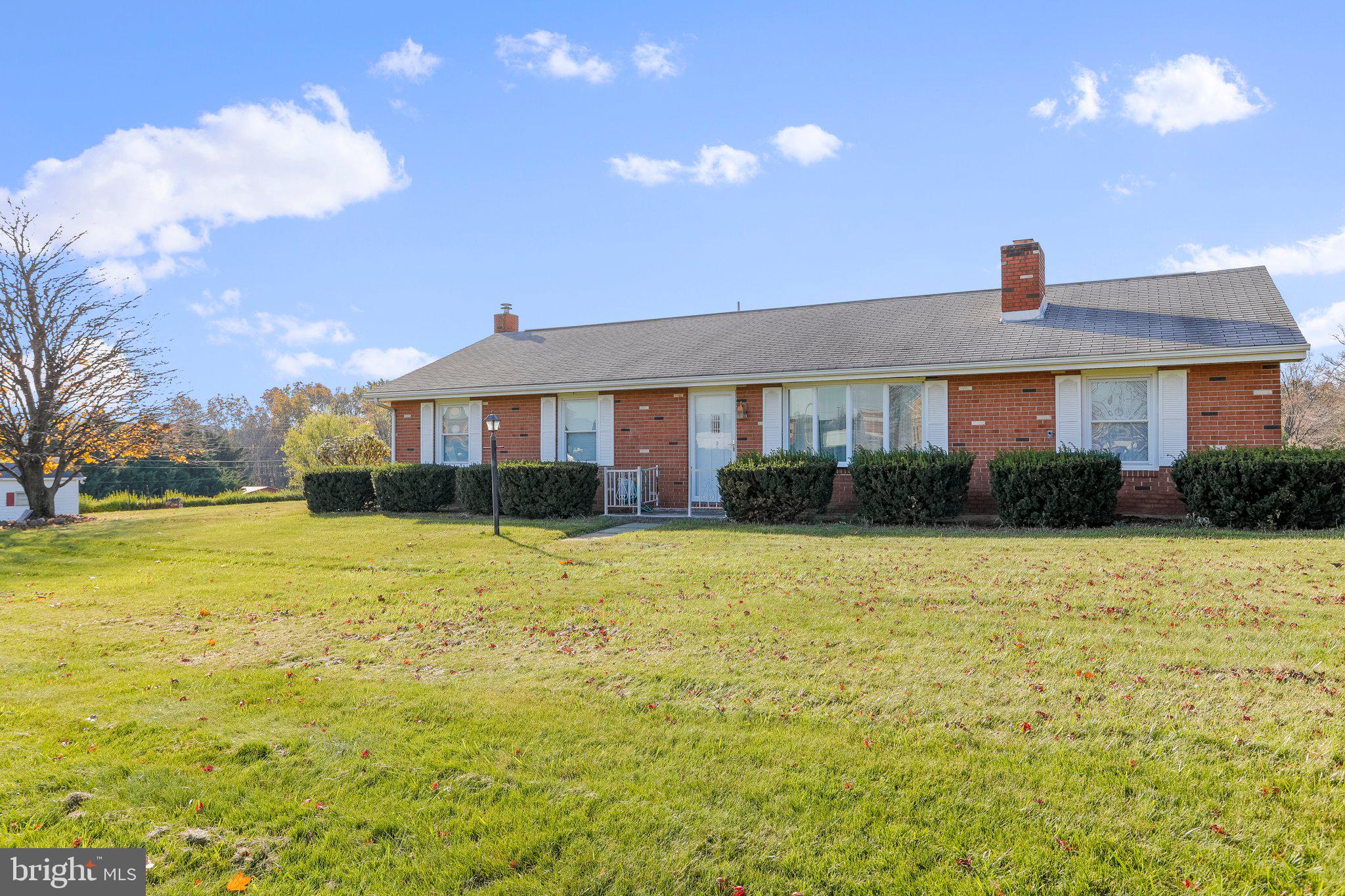 SUNRISE SUMMIT - Residential