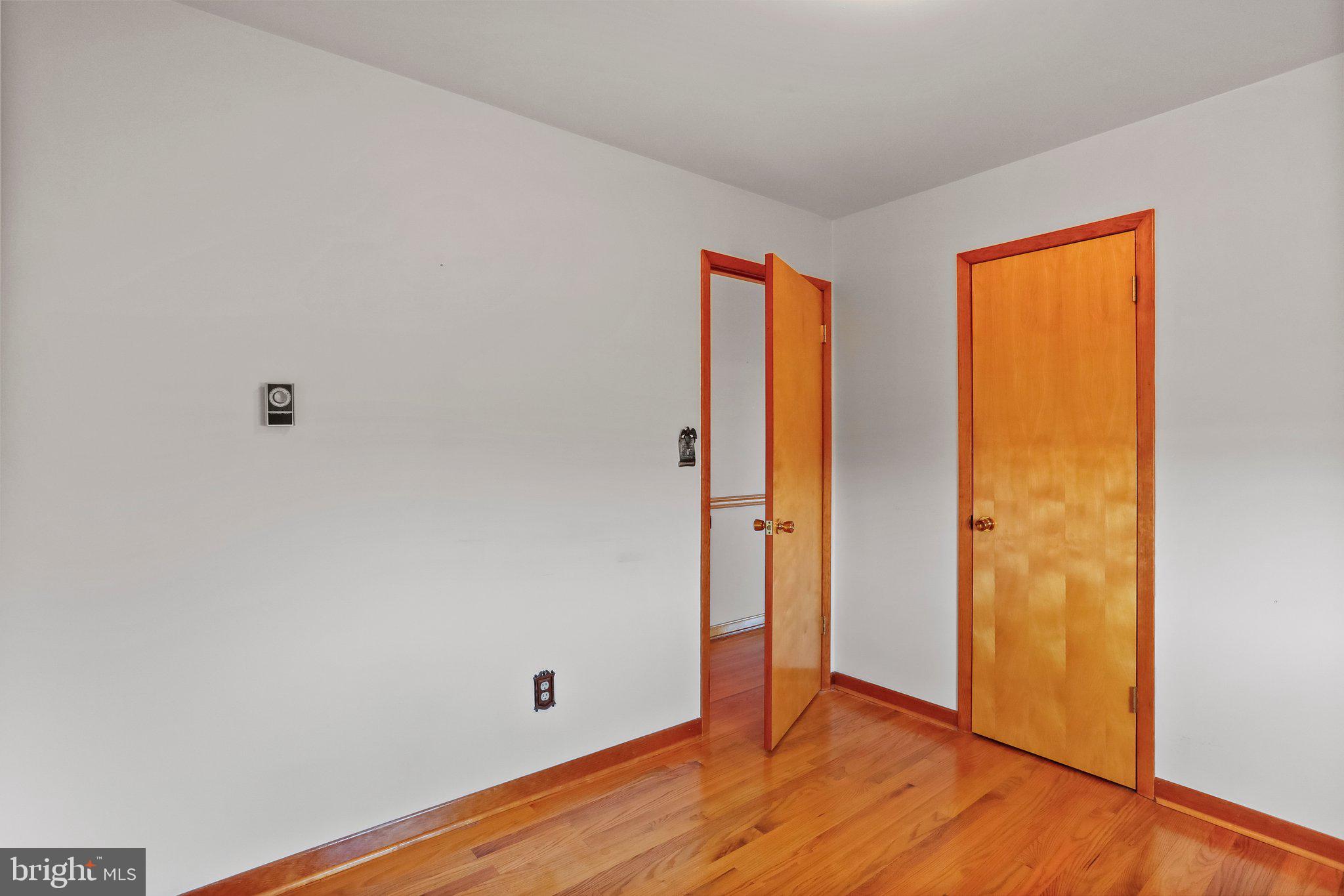 SUNRISE SUMMIT - Residential