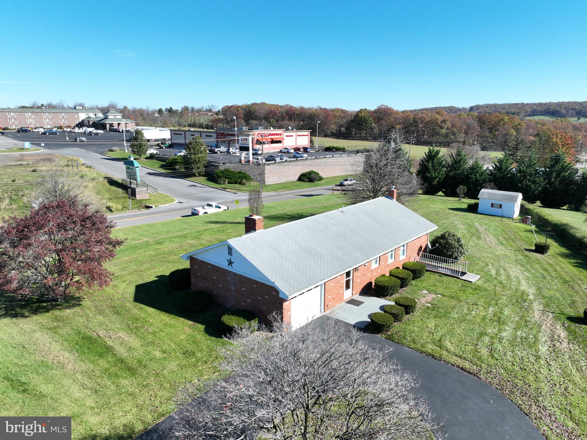 SUNRISE SUMMIT - Residential