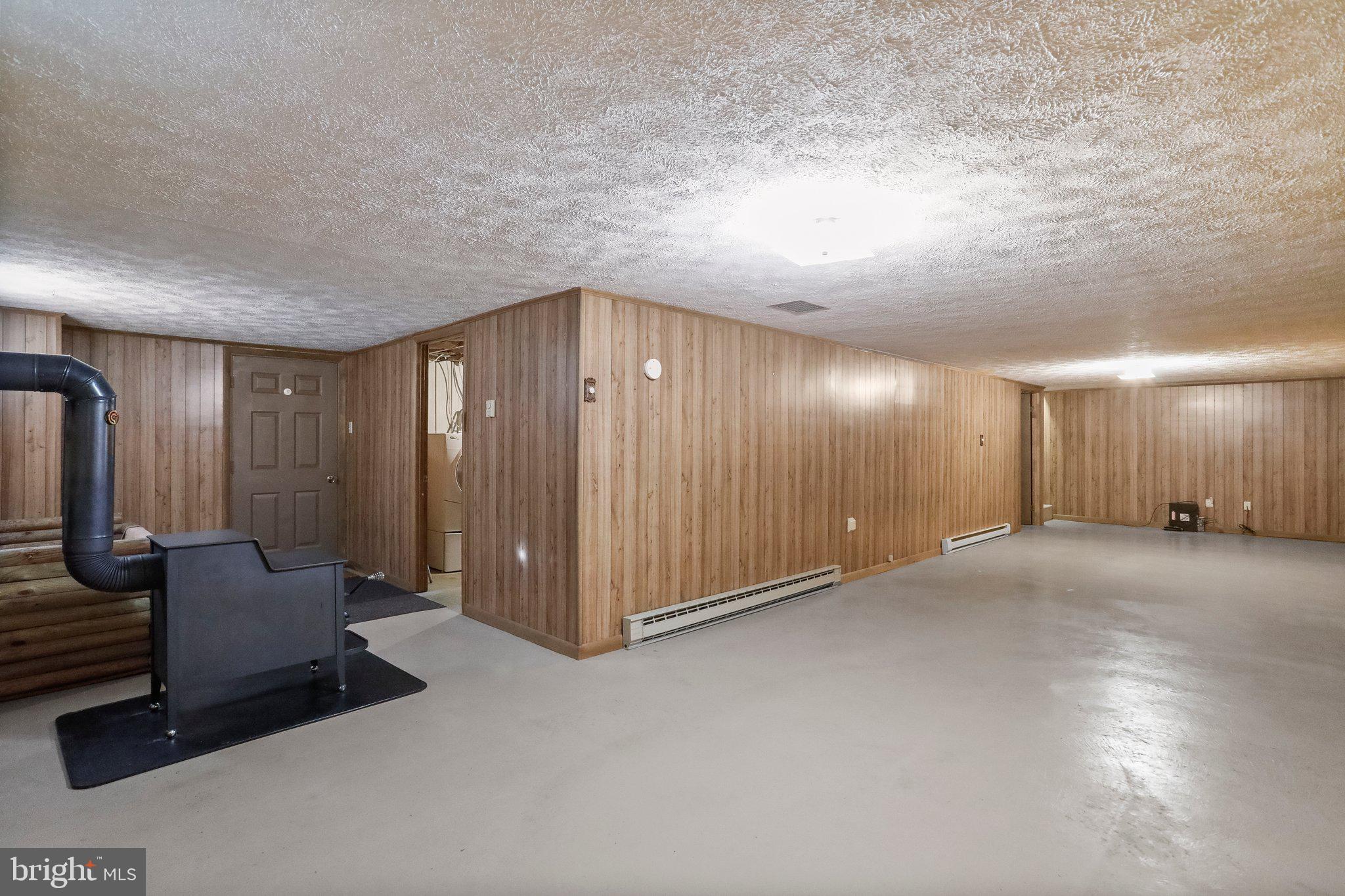 SUNRISE SUMMIT - Residential