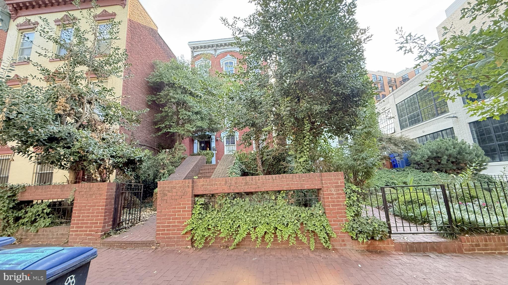 1125 5TH STREET NW