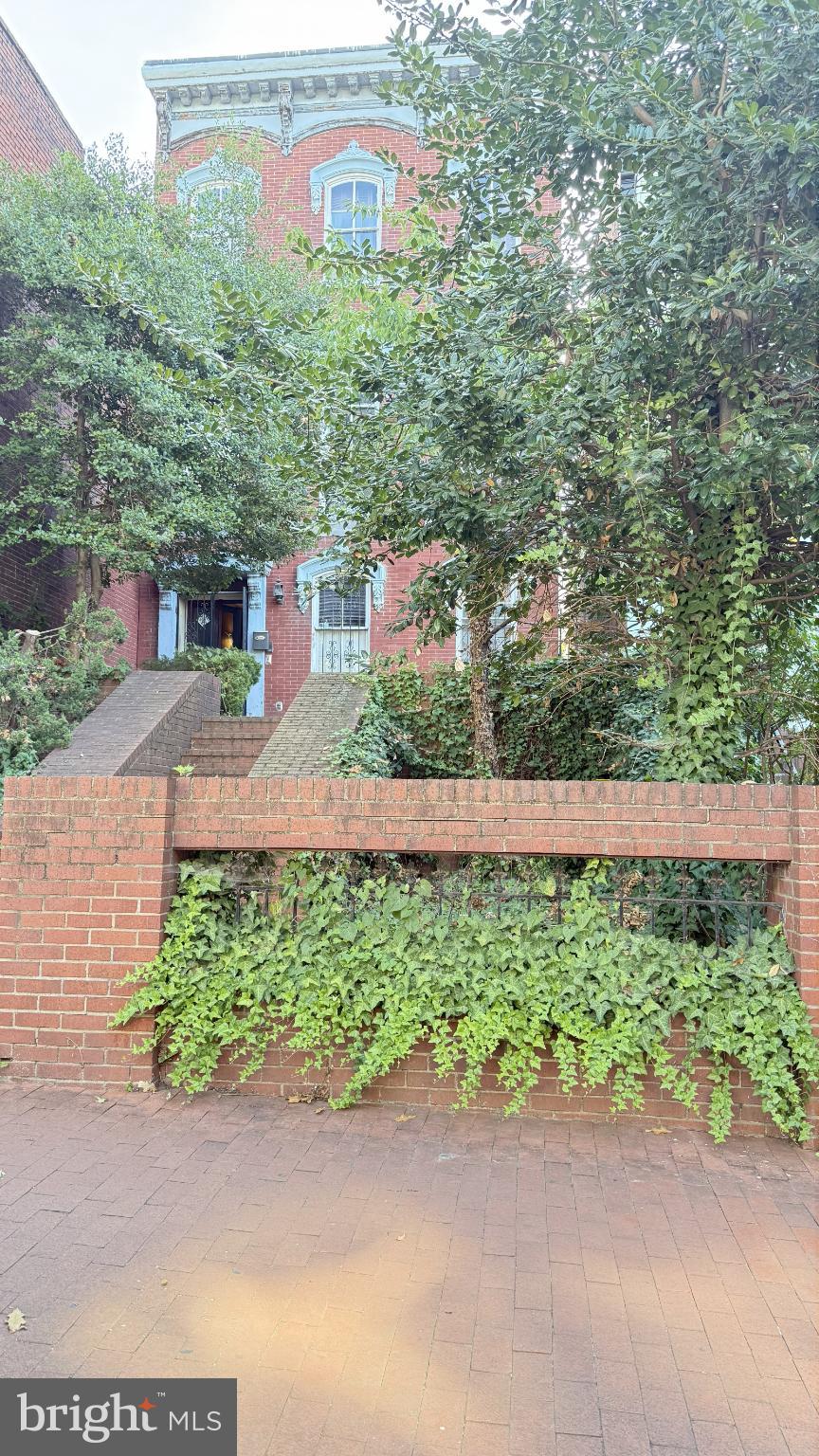1125 5TH STREET NW