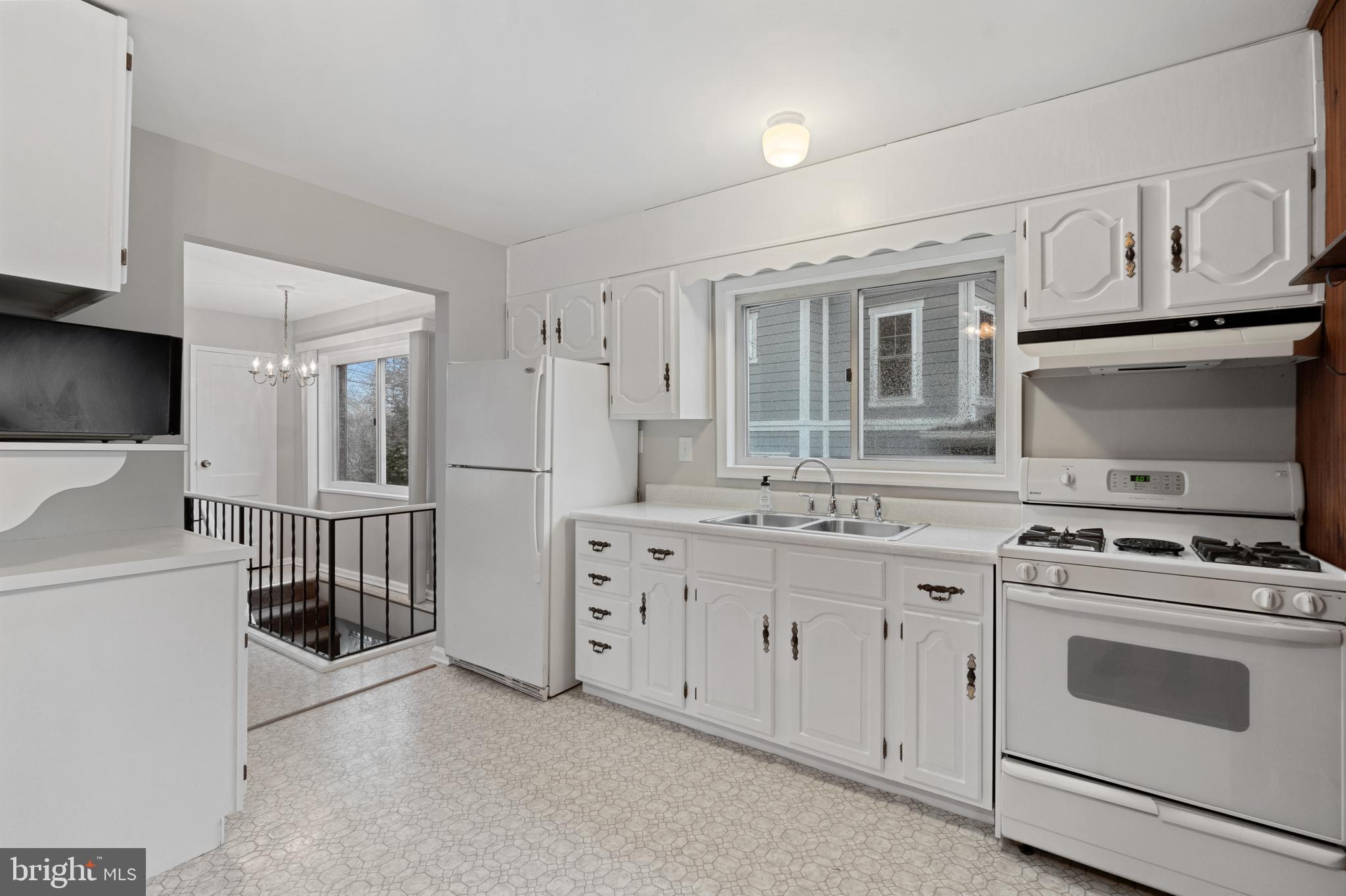 QUAKER PARK ESTATES - Residential