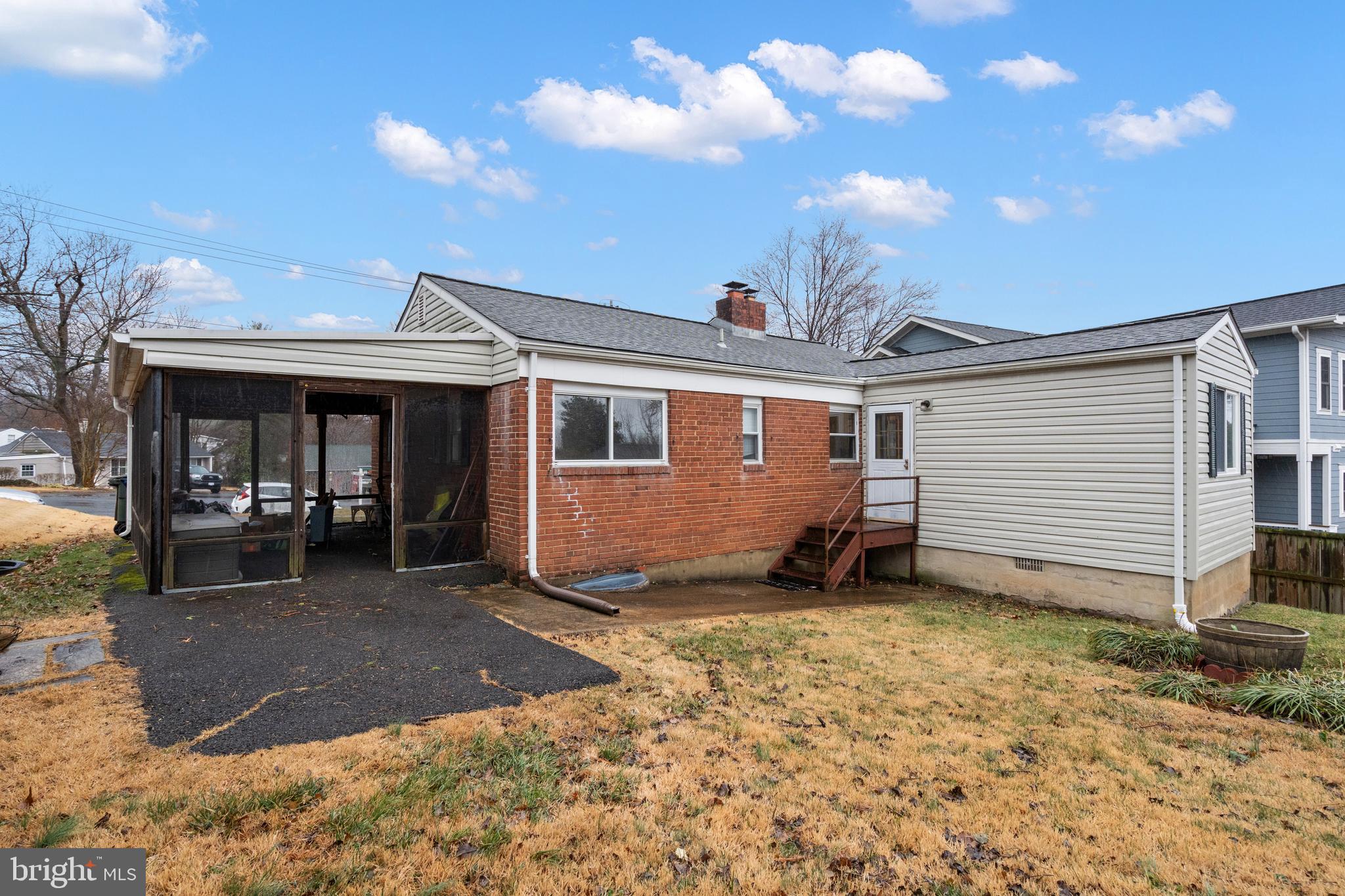 QUAKER PARK ESTATES - Residential