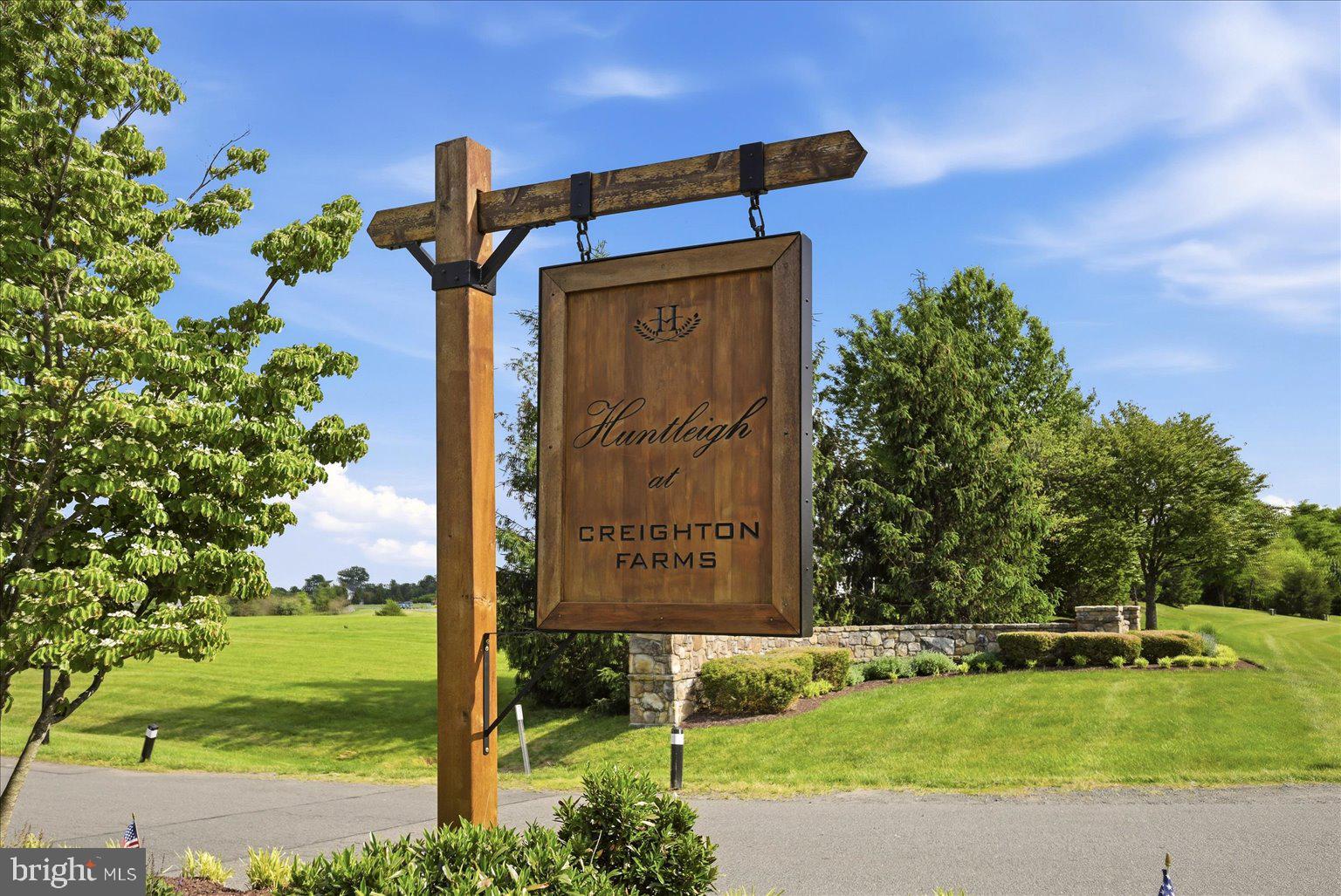 ESTATES @ CREIGHTON FARM - Residential