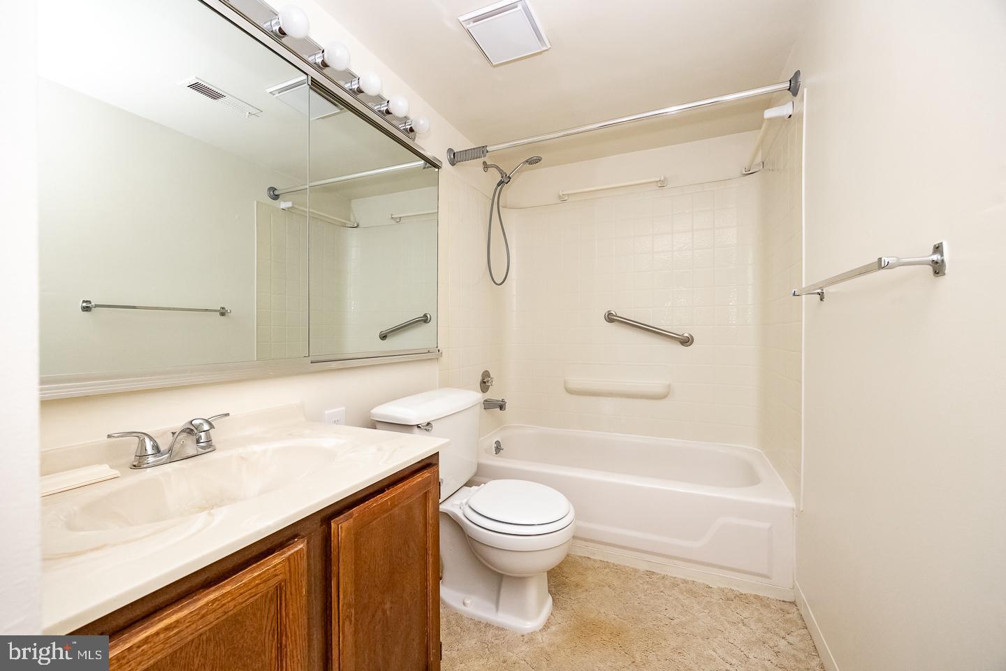 PAINTERS CROSSING - Residential