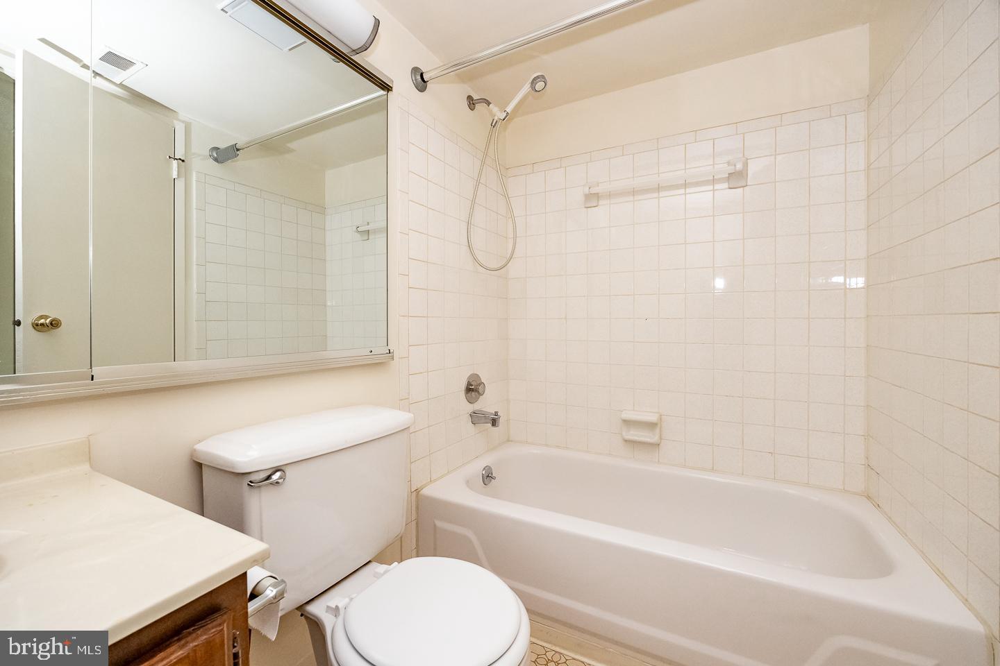 PAINTERS CROSSING - Residential