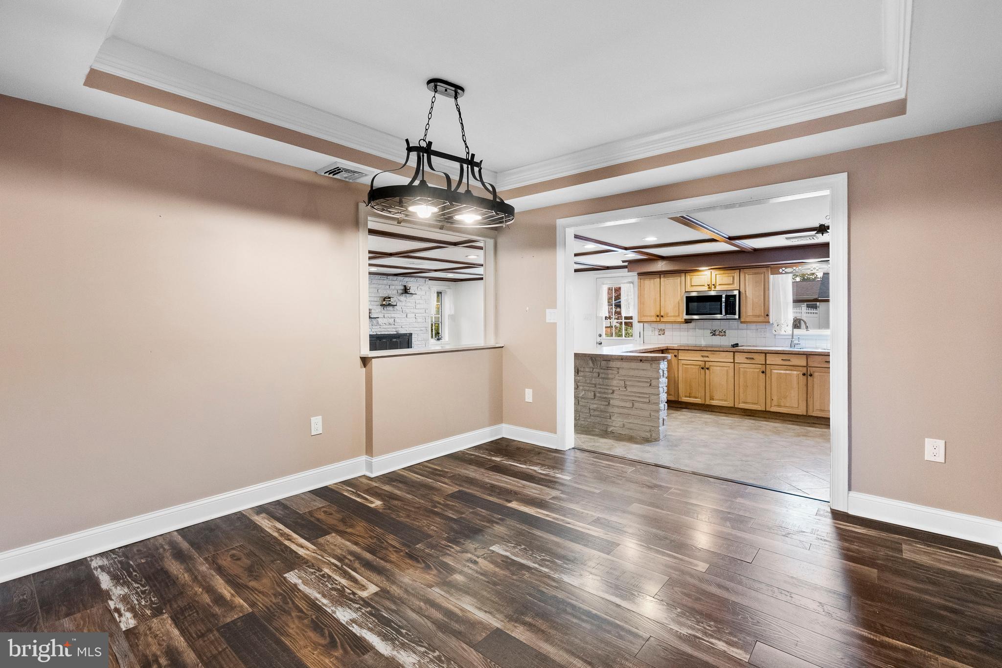 BELMONT TERR - Residential