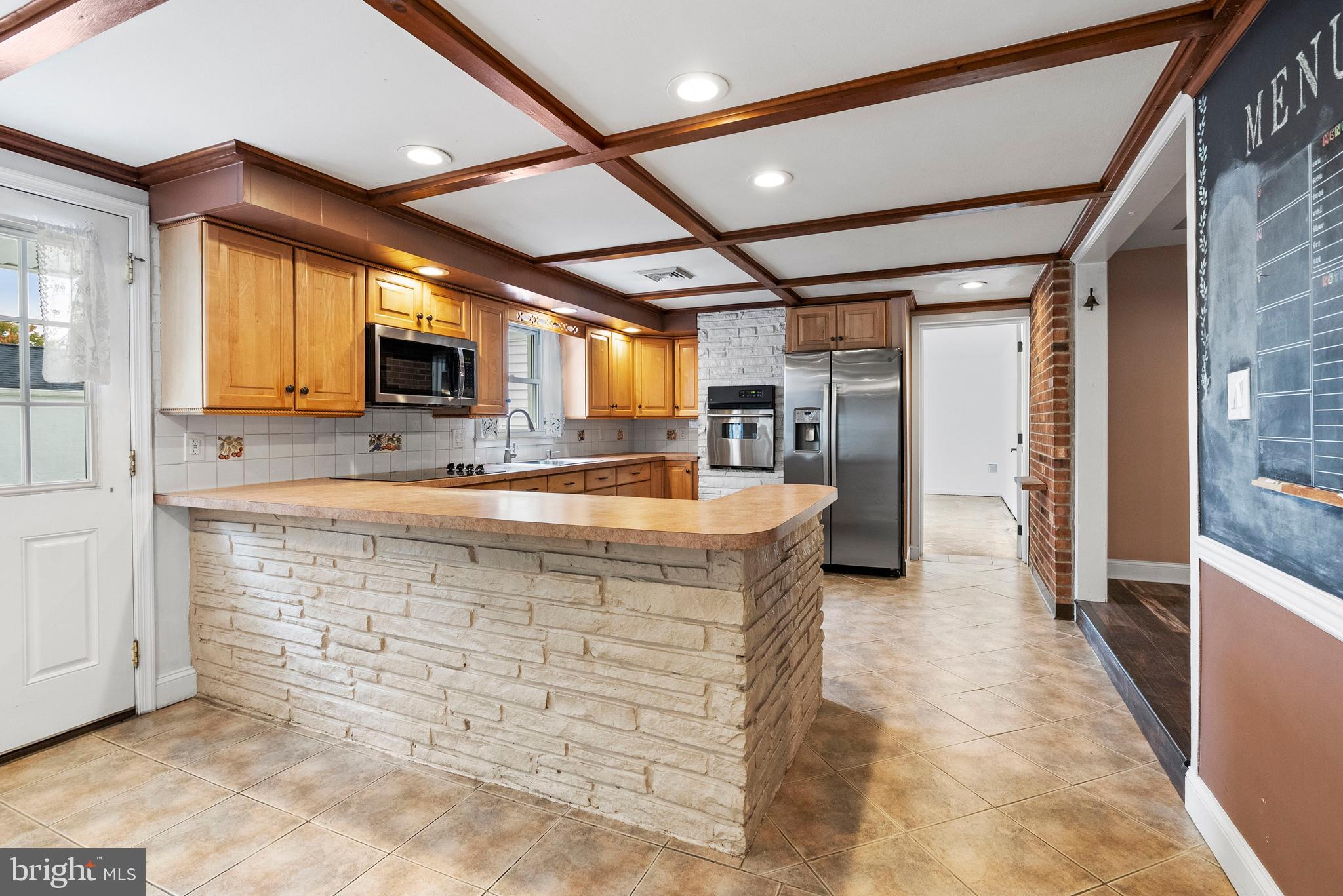 BELMONT TERR - Residential