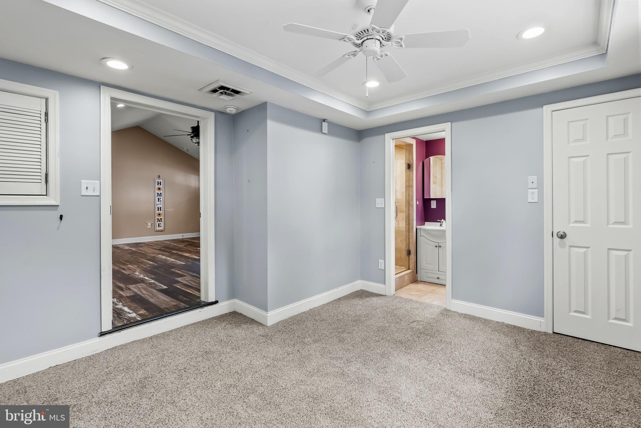 BELMONT TERR - Residential