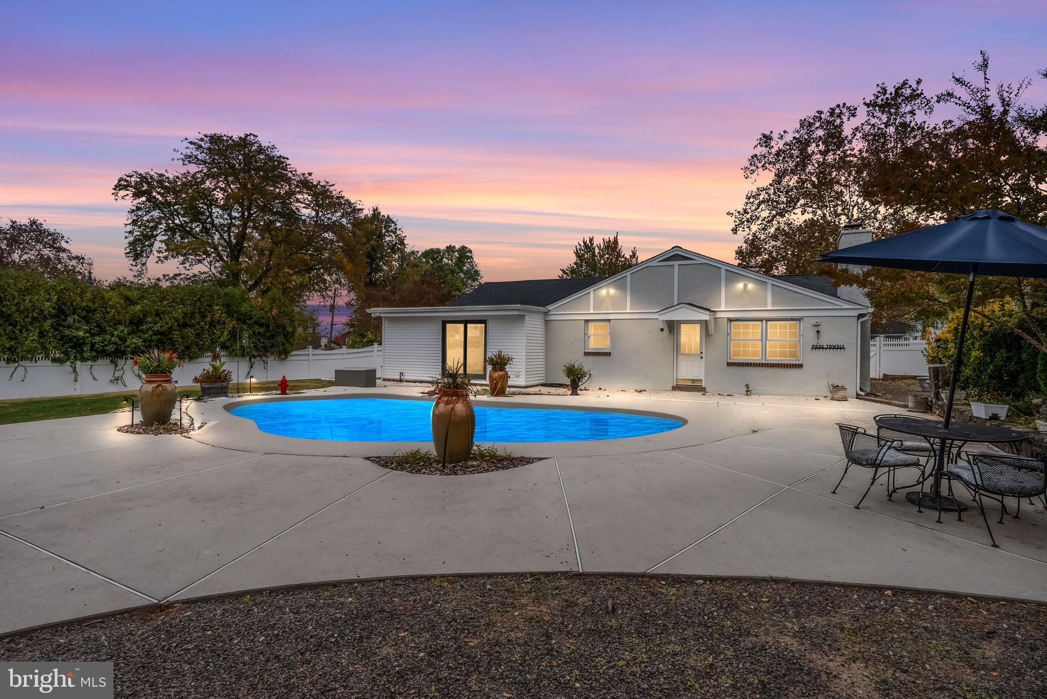 BELMONT TERR - Residential