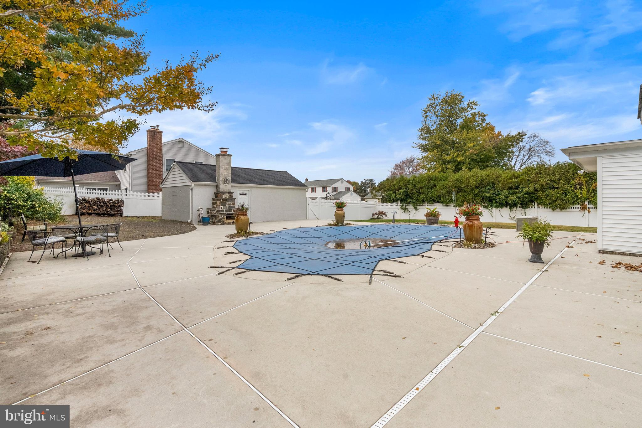 BELMONT TERR - Residential