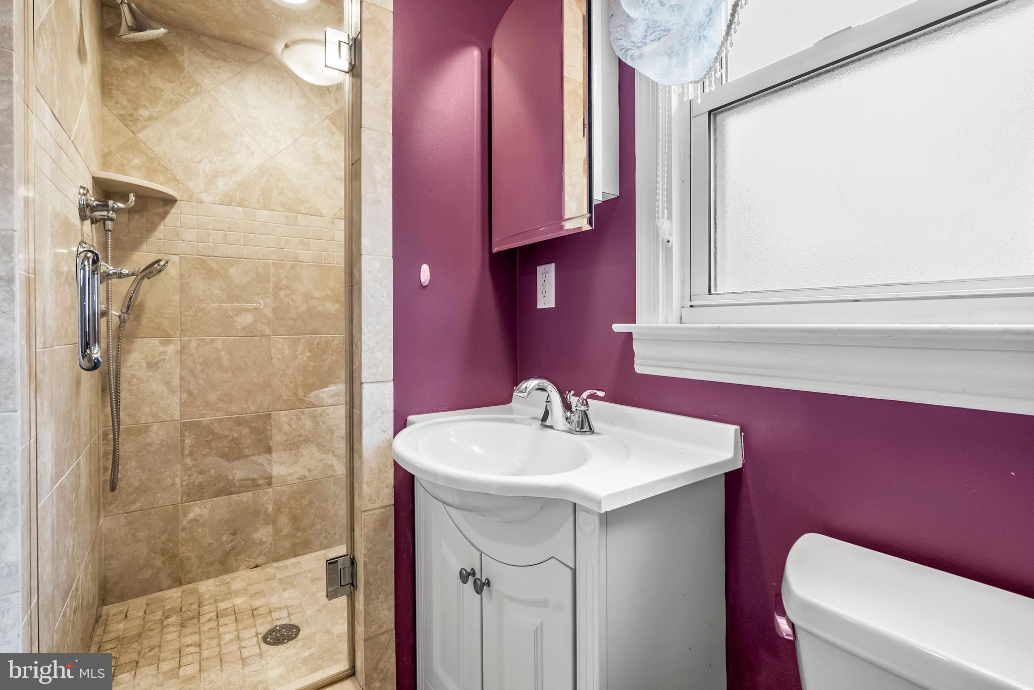 BELMONT TERR - Residential