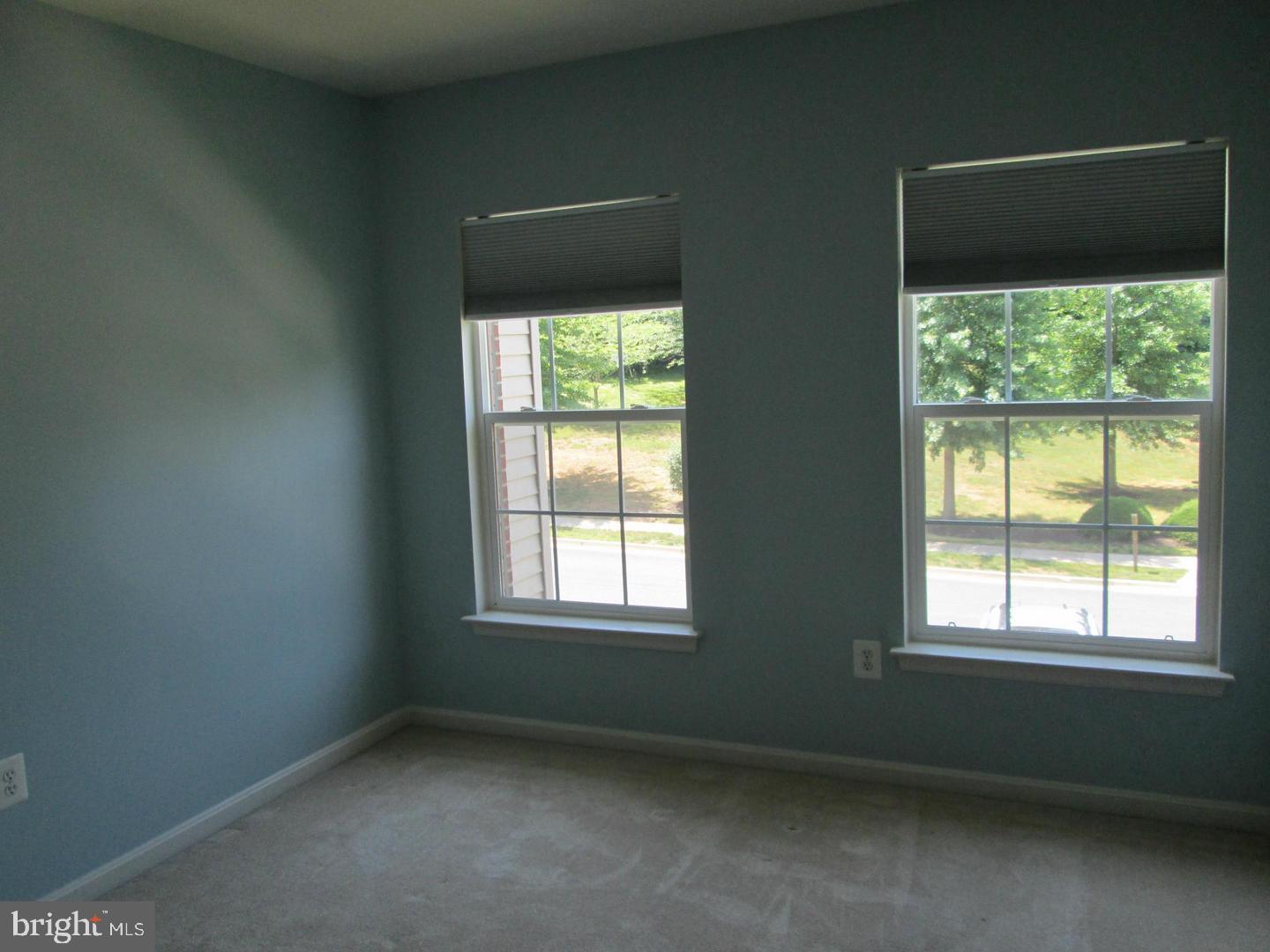 SENECA VIEW ESTATES - Residential Lease