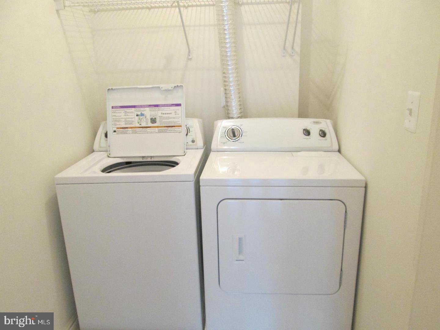 SENECA VIEW ESTATES - Residential Lease