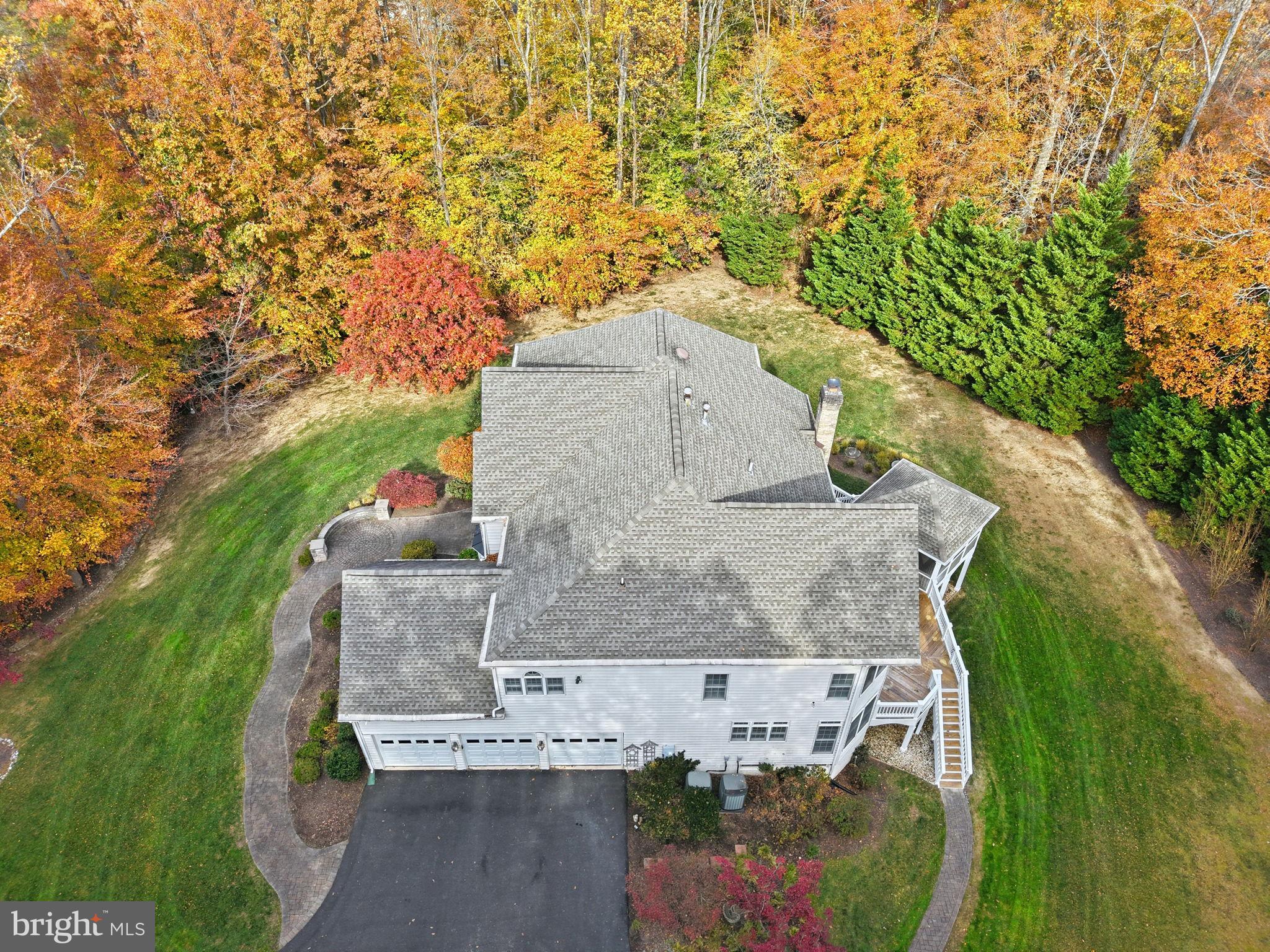 ESTATES AT ROSELAND - Residential