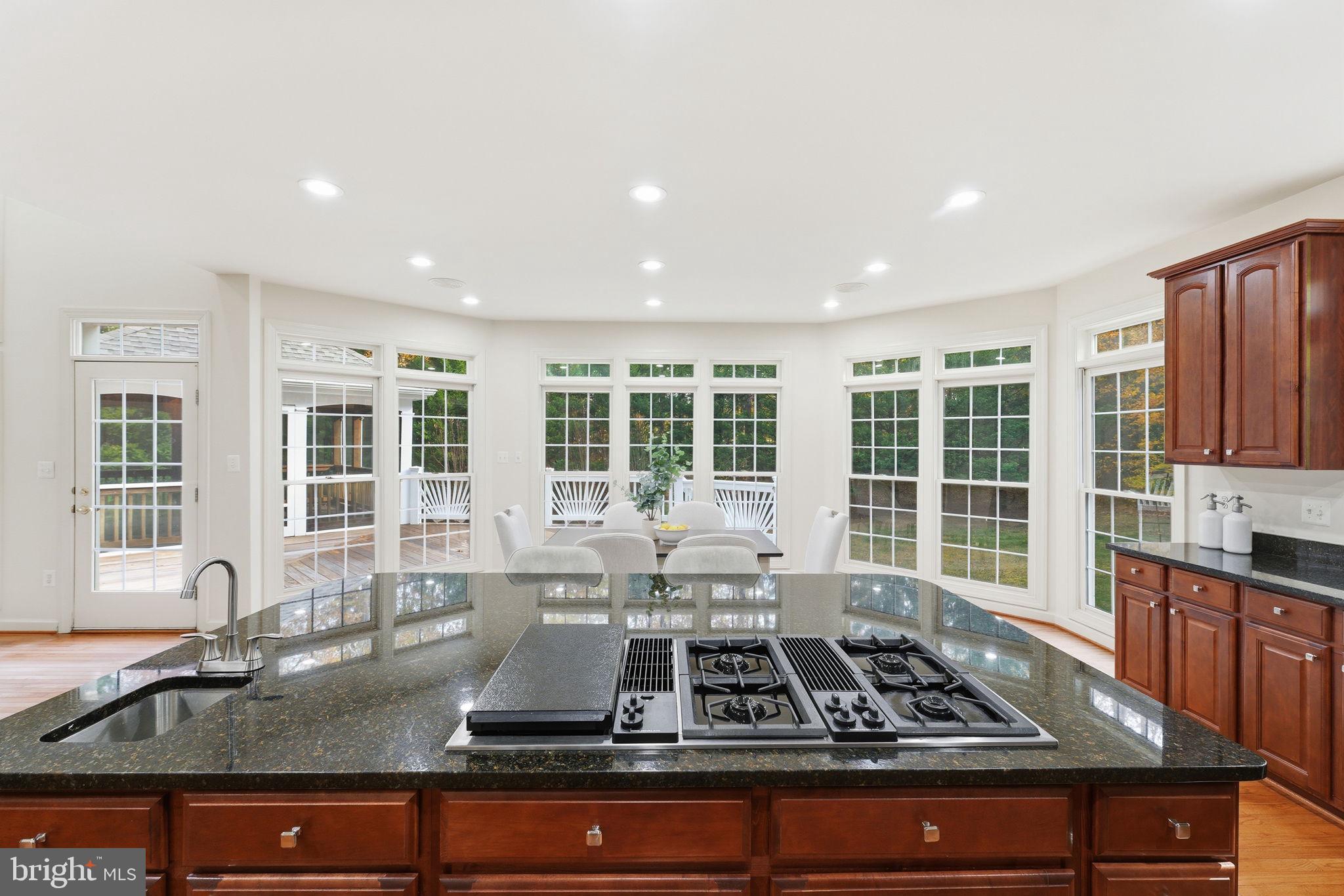 ESTATES AT ROSELAND - Residential