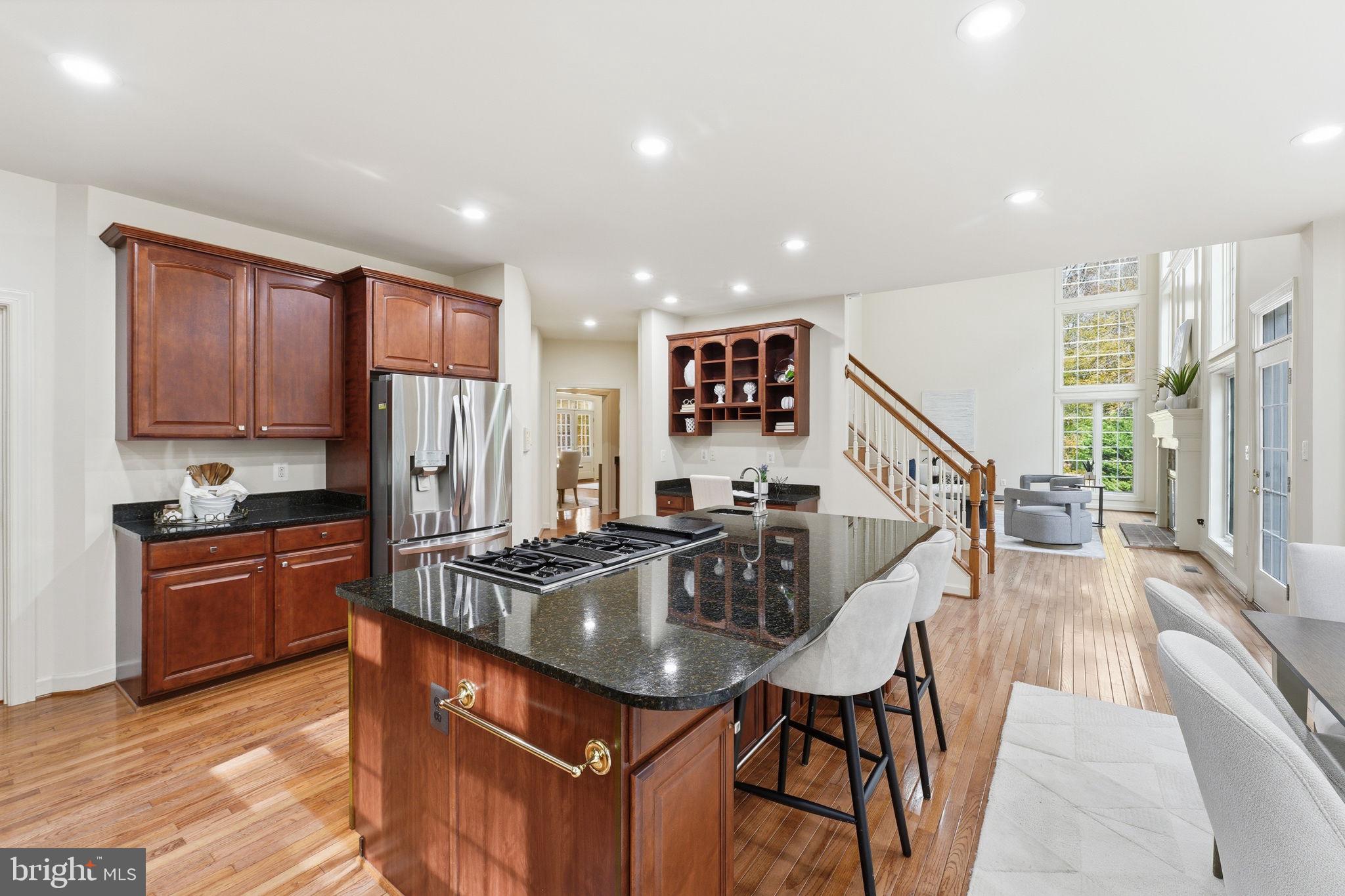 ESTATES AT ROSELAND - Residential