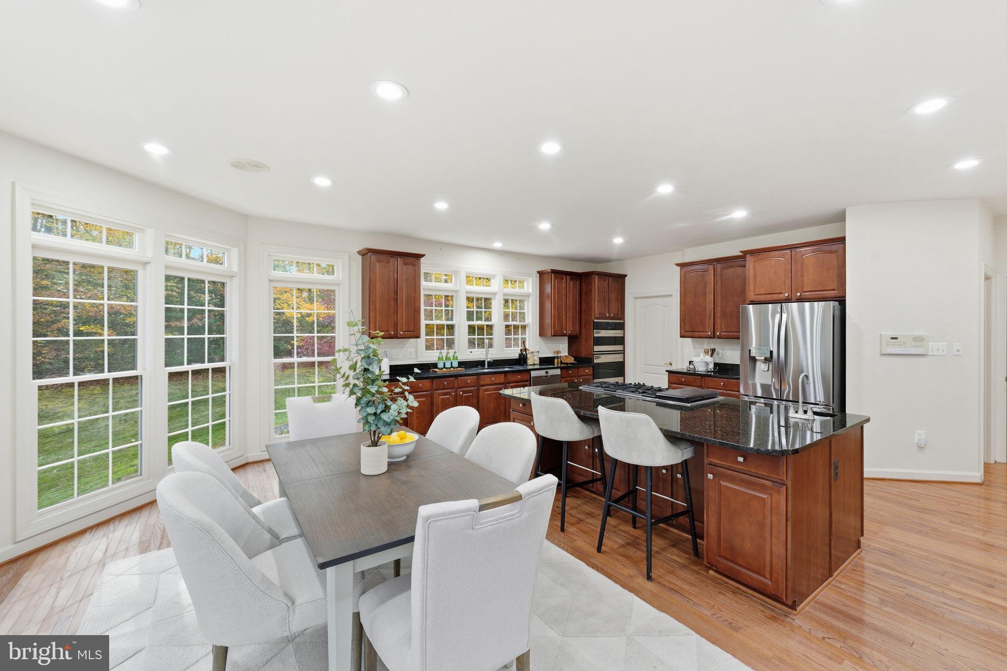 ESTATES AT ROSELAND - Residential