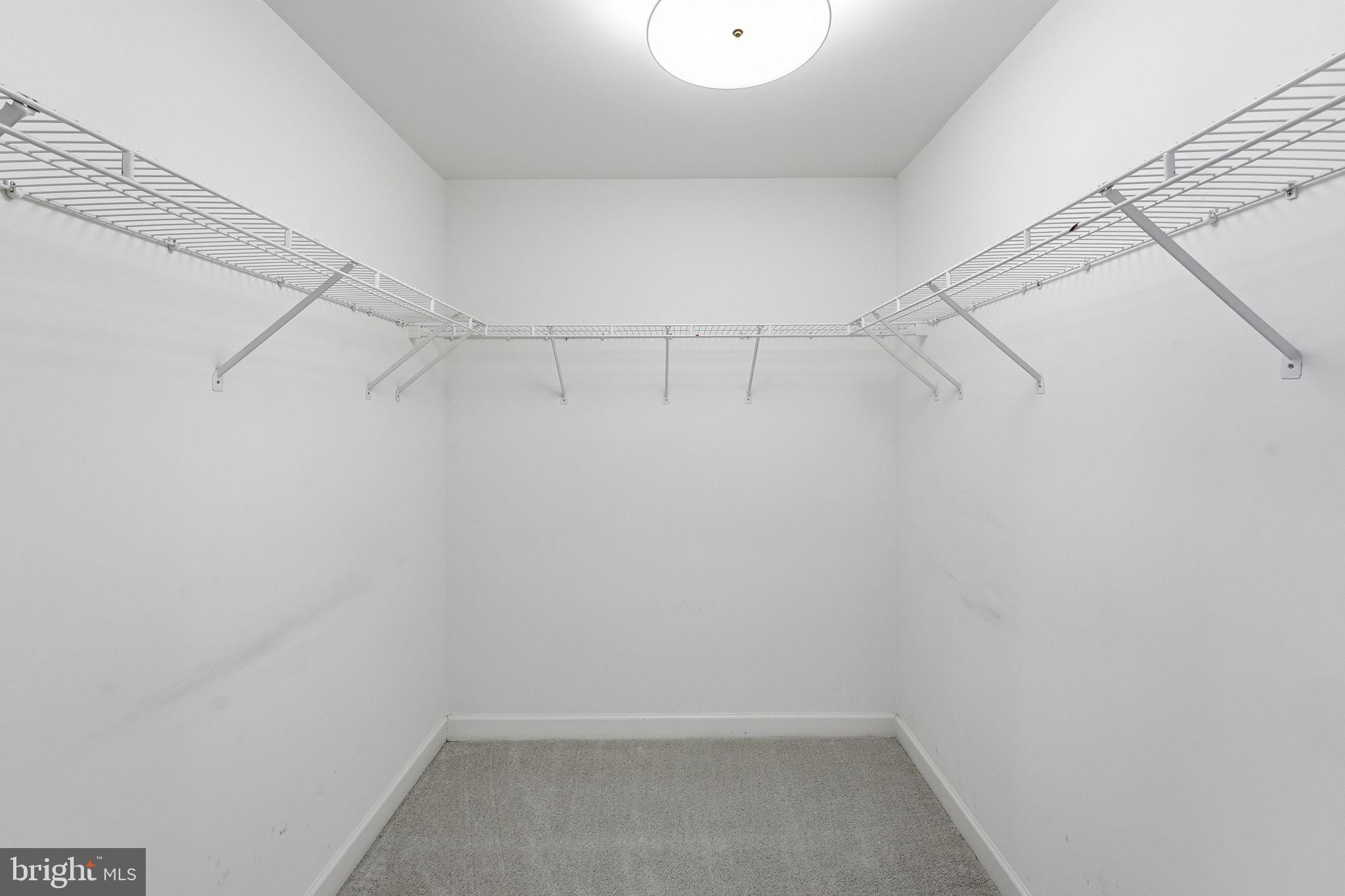 ESTATES AT ROSELAND - Residential