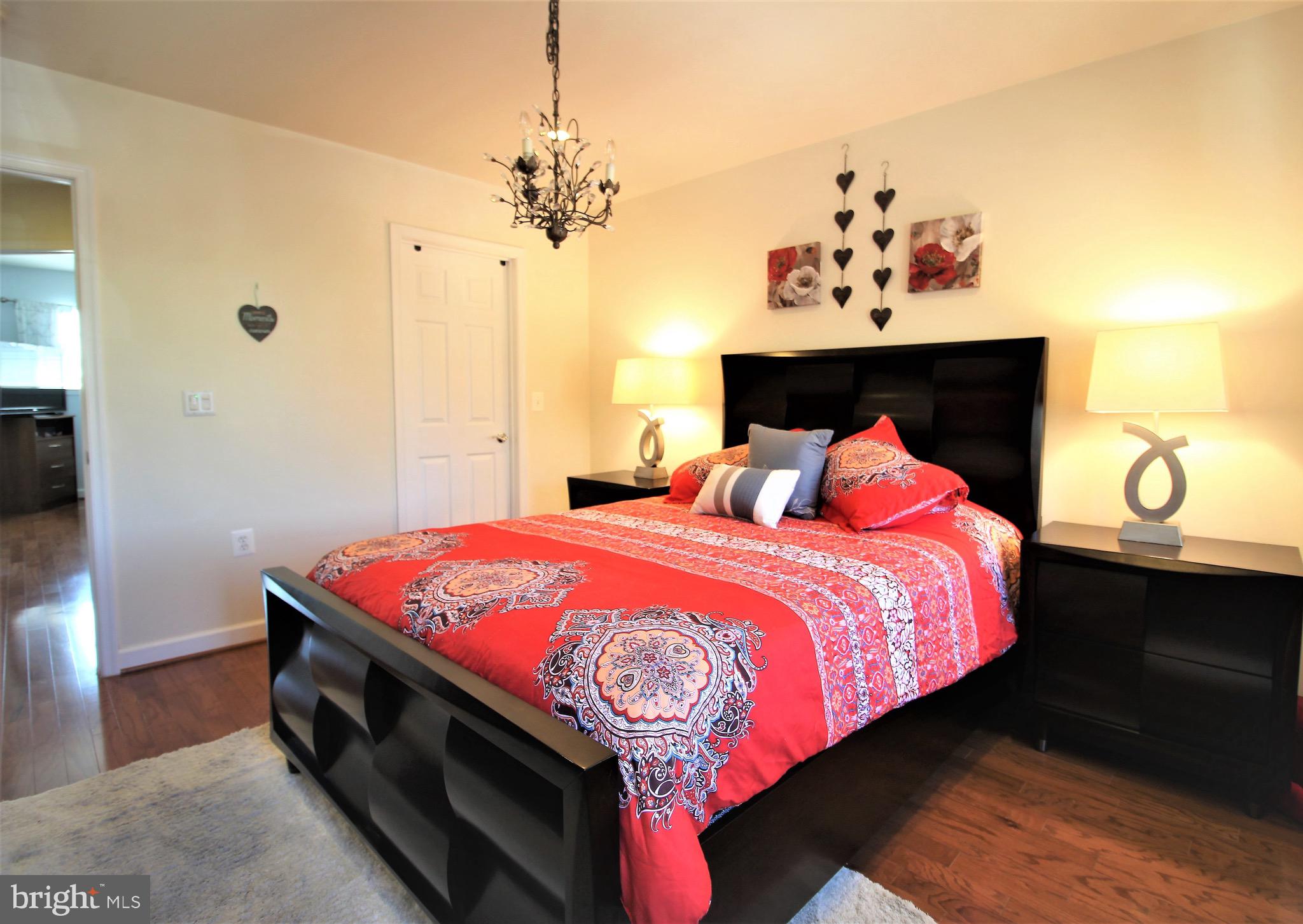 WEST VILLAGE OF SHIRLINGTON - Residential Lease