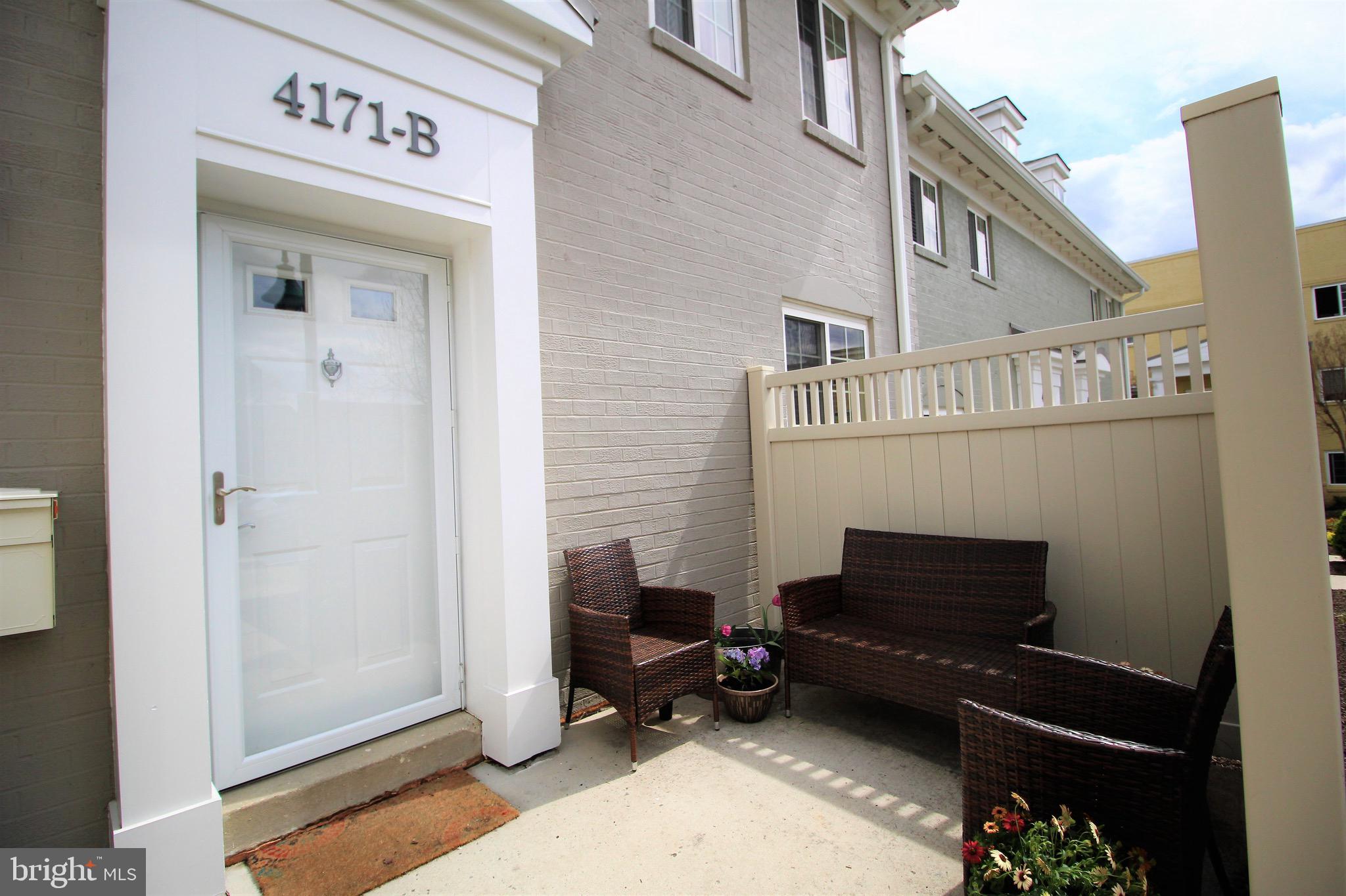 WEST VILLAGE OF SHIRLINGTON - Residential Lease