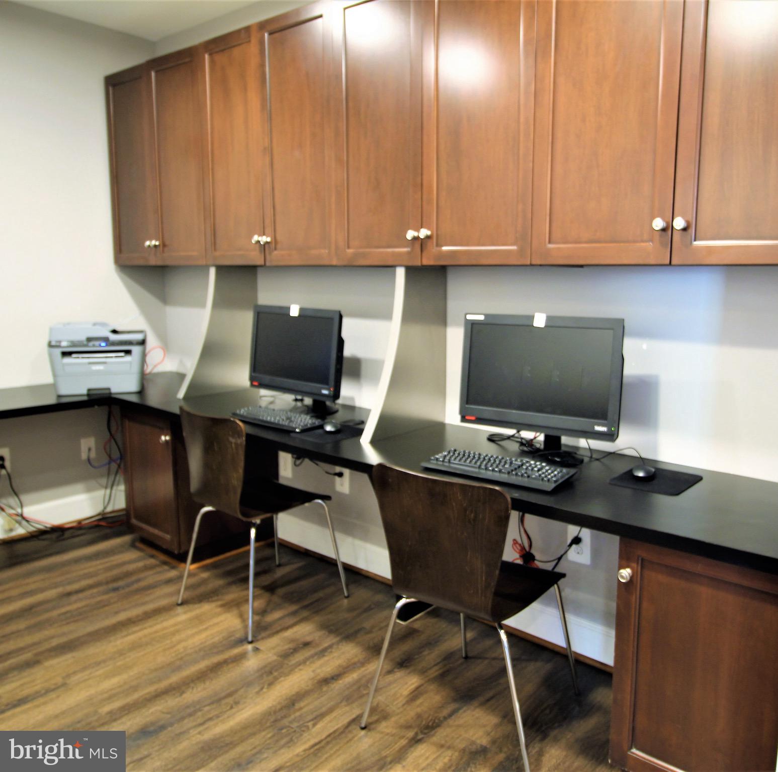 WEST VILLAGE OF SHIRLINGTON - Residential Lease