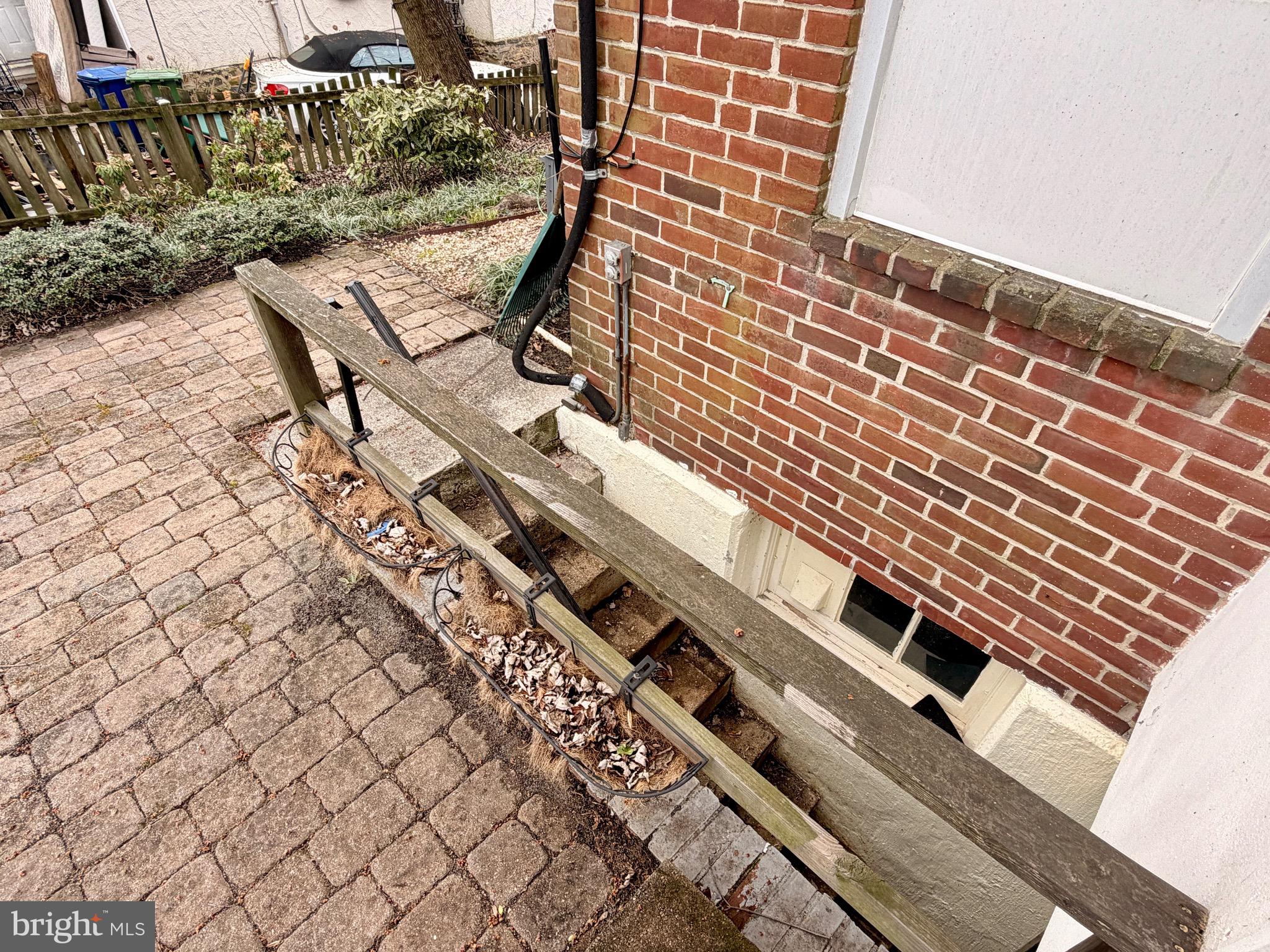 LAKE WALKER - Residential