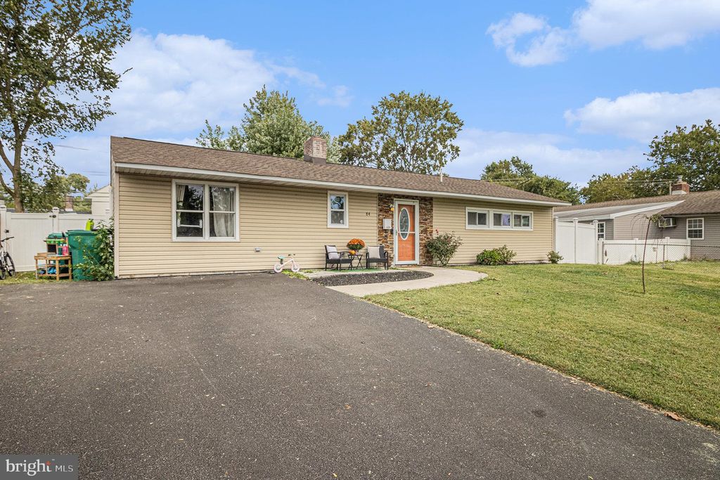 Photo of 84 Daffodil Lane, LEVITTOWN, PA 19055 (MLS # PABU2107134)