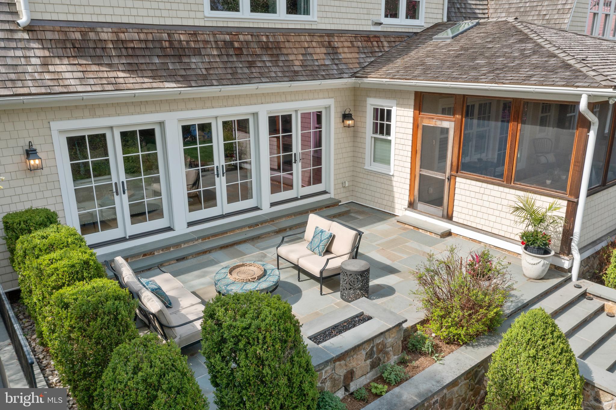 WARDOUR - Residential