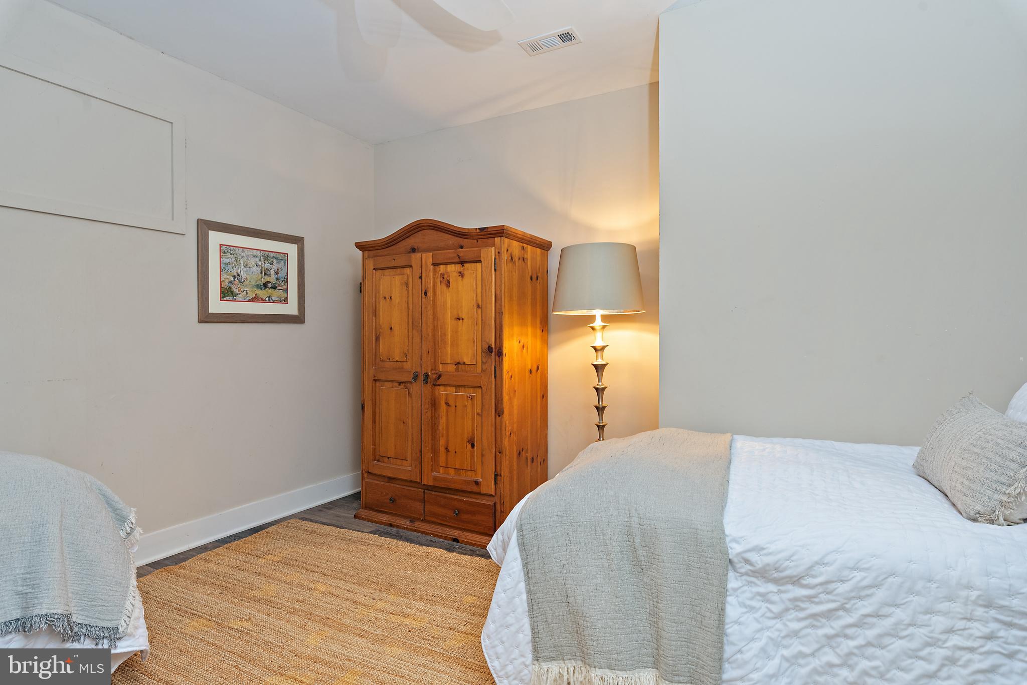 WARDOUR - Residential