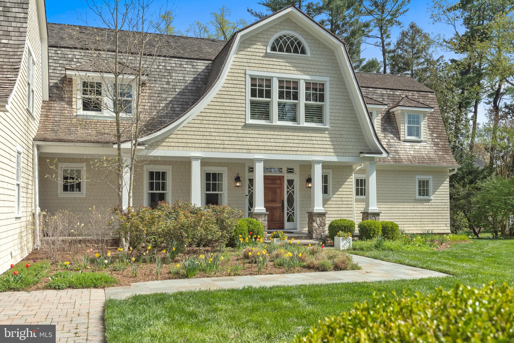 WARDOUR - Residential