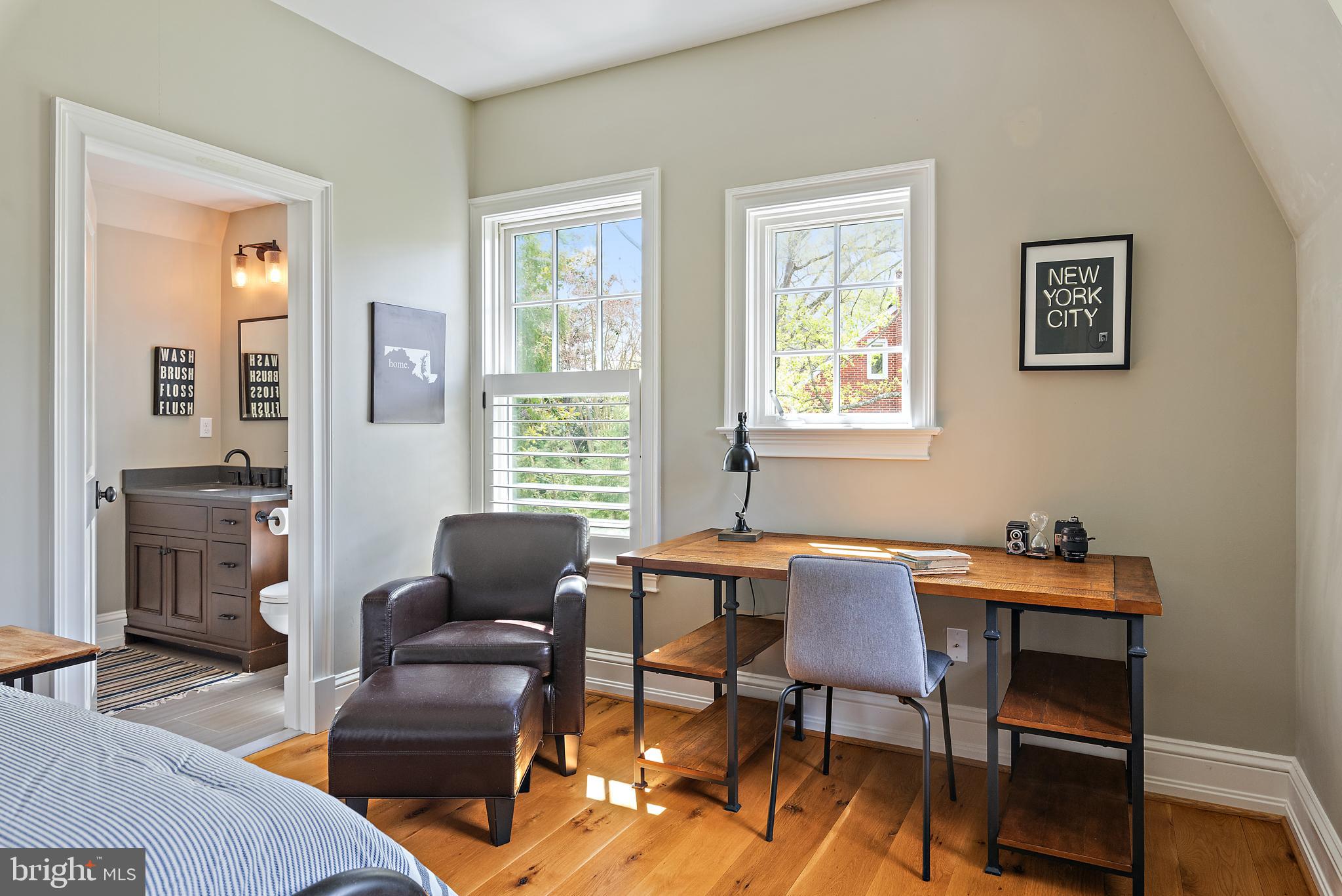 WARDOUR - Residential