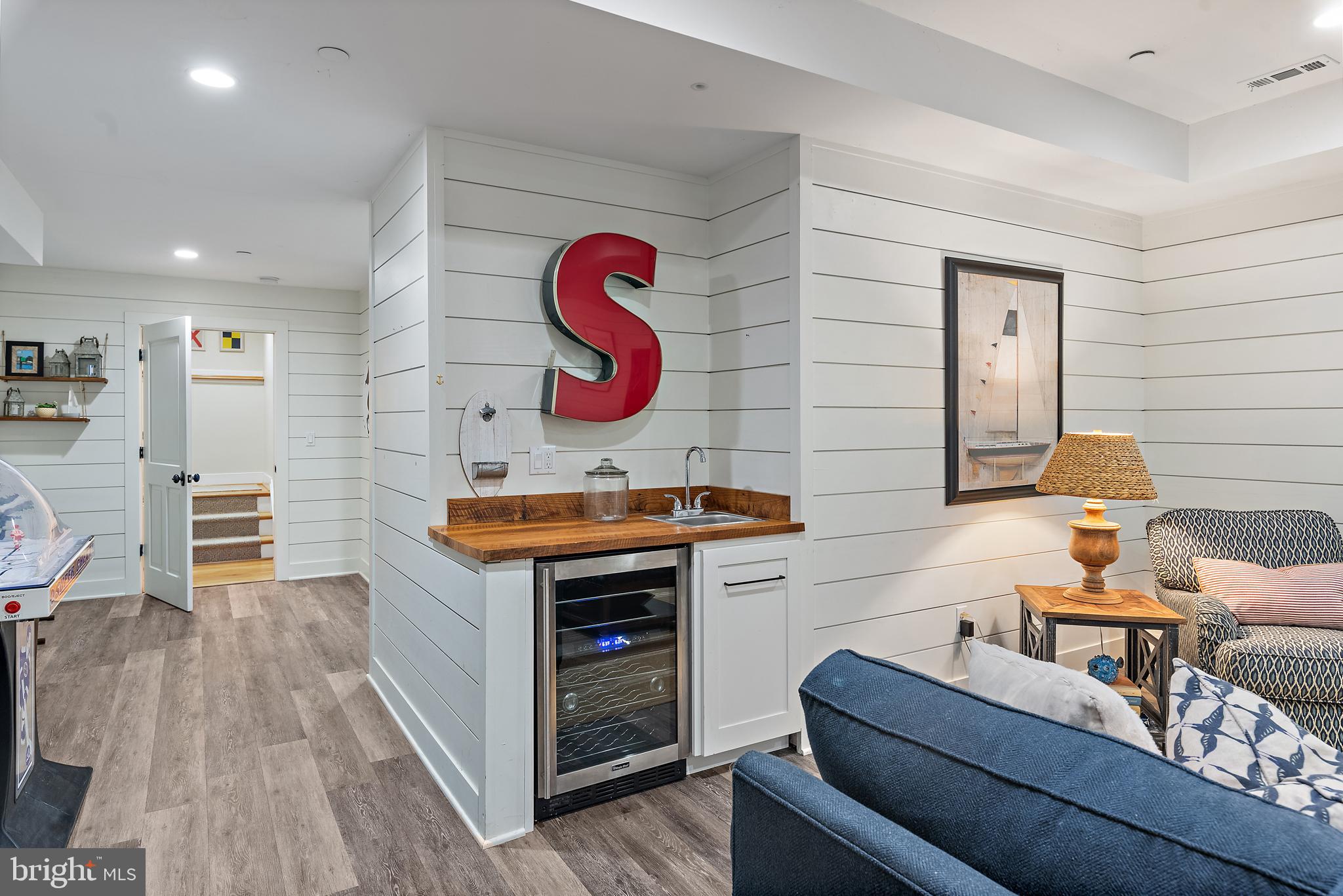 WARDOUR - Residential