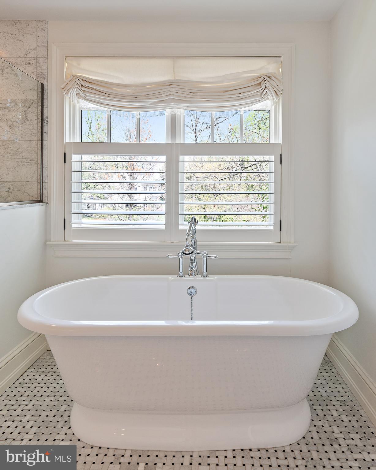 WARDOUR - Residential