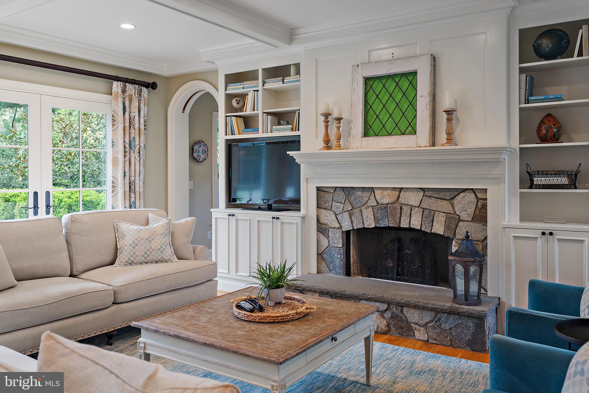 WARDOUR - Residential