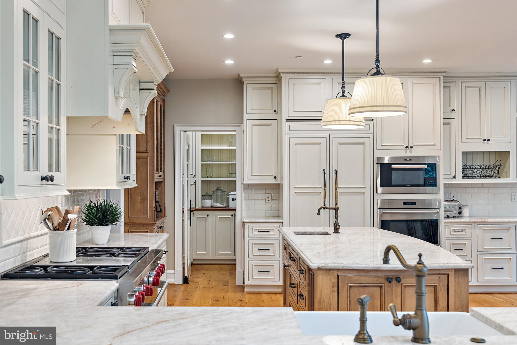 WARDOUR - Residential