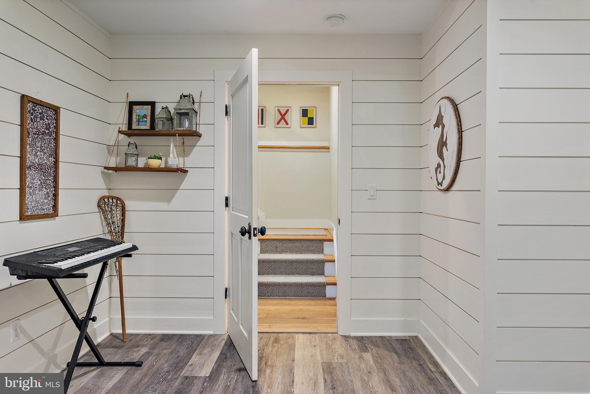 WARDOUR - Residential