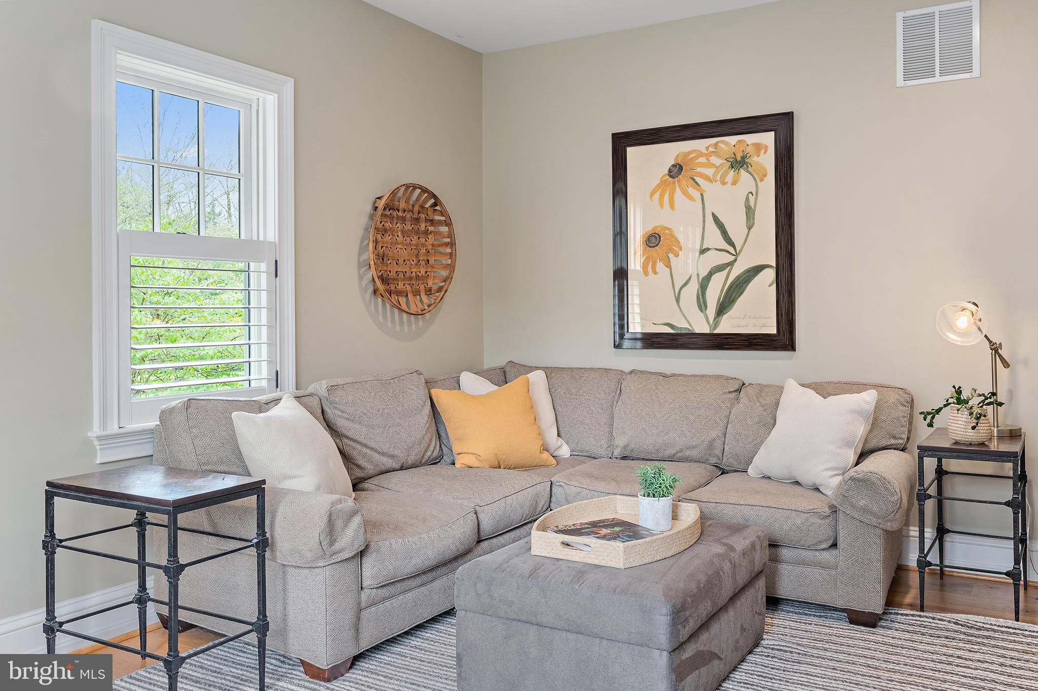 WARDOUR - Residential