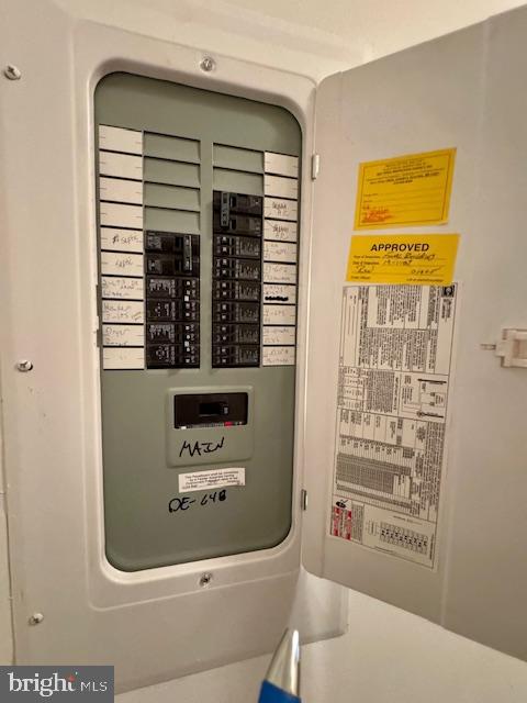 CECIL WOODS - Residential