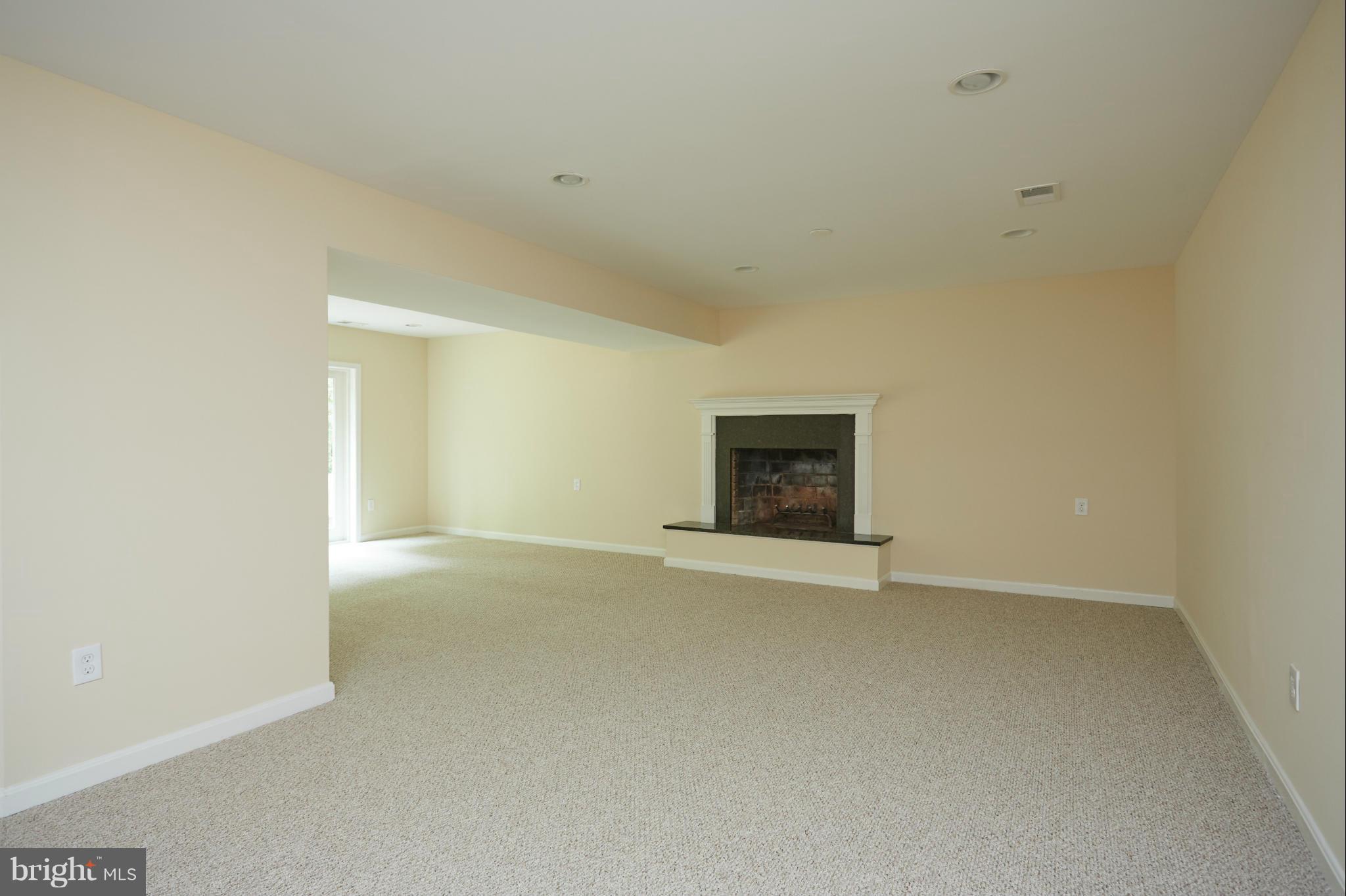 SHADOWALK - Residential