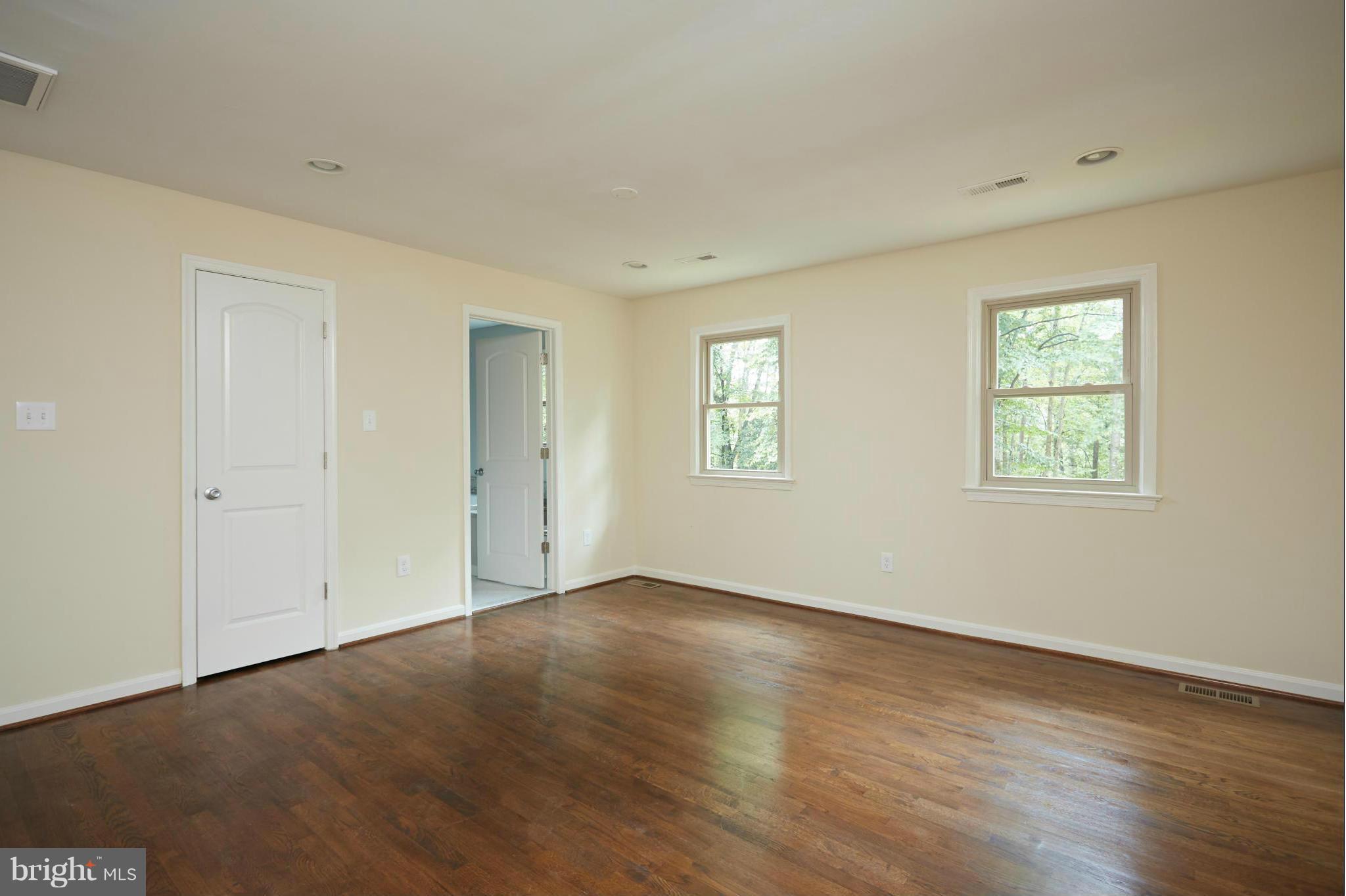 SHADOWALK - Residential